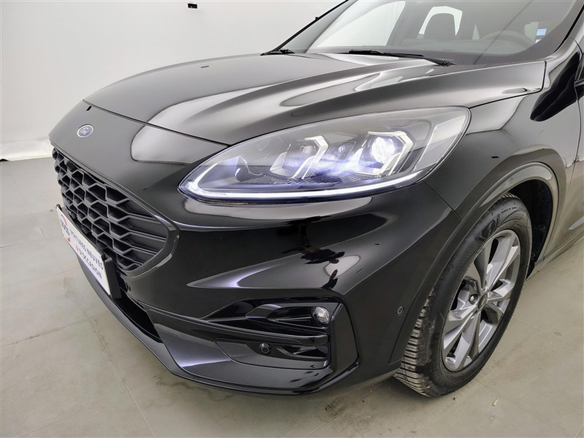 Ford Kuga 2.0 TDCi 120cv PowerShift ST-Line NAVI / FULL LED / CAMERA (2023) - Foto 15
