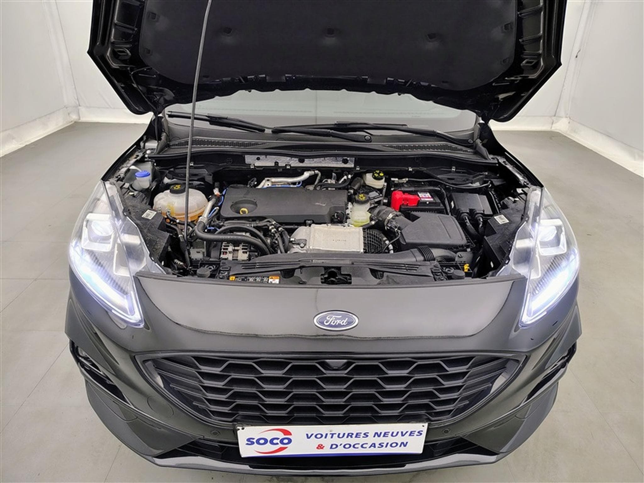 Ford Kuga 2.0 TDCi 120cv PowerShift ST-Line NAVI / FULL LED / CAMERA (2023) - Foto 21