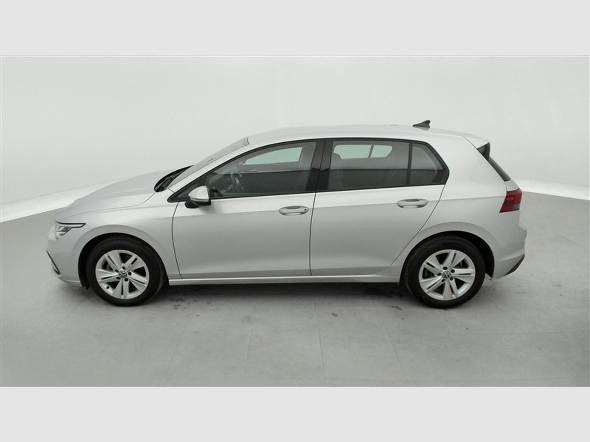 VW Golf 2.0 SCR TDi Life Business Premium DSG (2024) - Photo 3