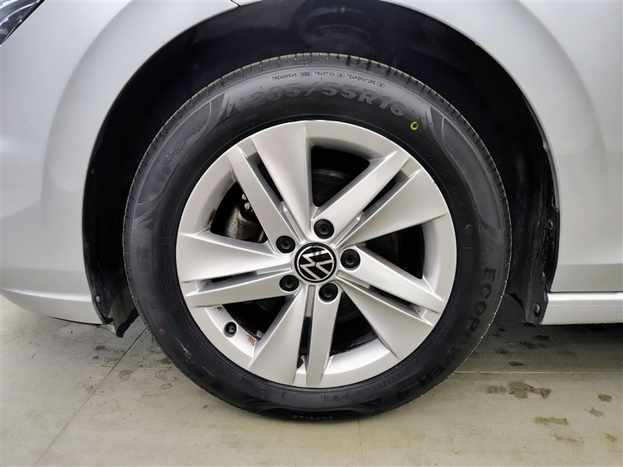 VW Golf 2.0 SCR TDi Life Business Premium DSG (2024) - Photo 6