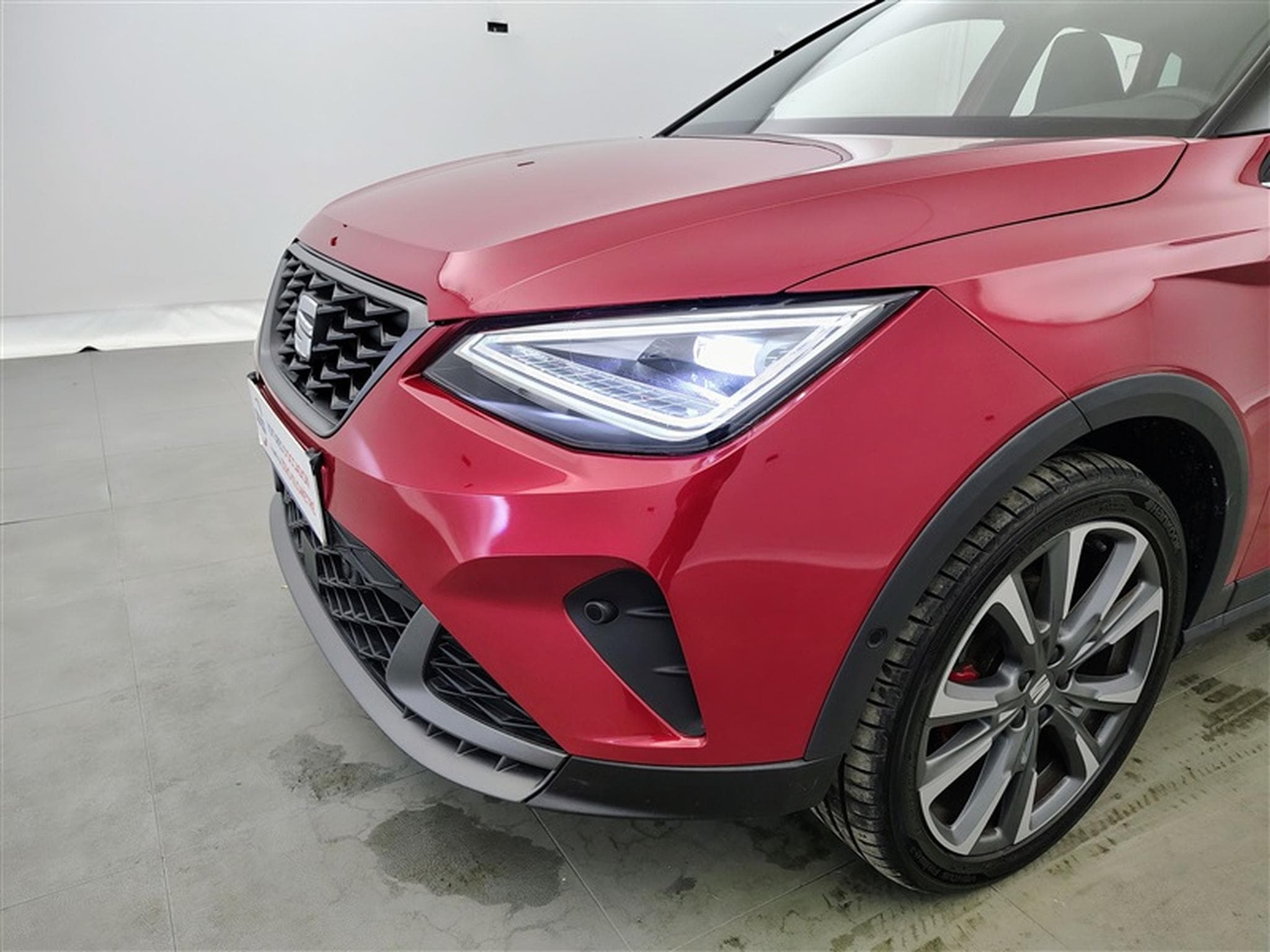 Seat Arona 1.0 TSI 115cv FR NAVI / FULL LED / SIEGES SPORT / CAMERA (2025) - Foto 15