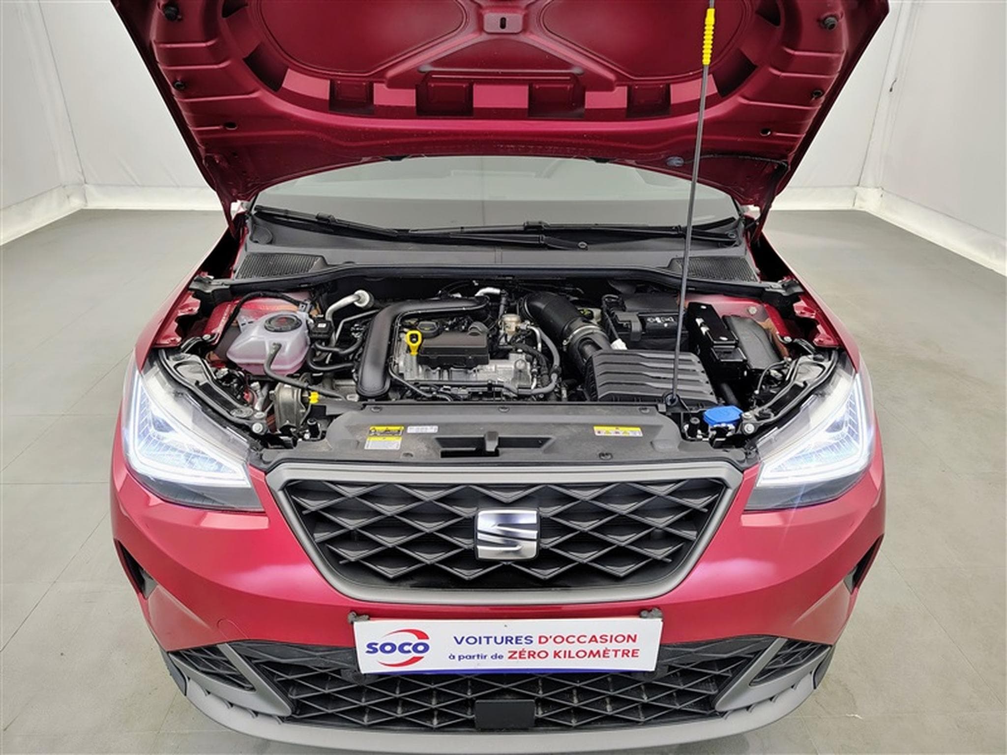 Seat Arona 1.0 TSI 115cv FR NAVI / FULL LED / SIEGES SPORT / CAMERA (2025) - Foto 19
