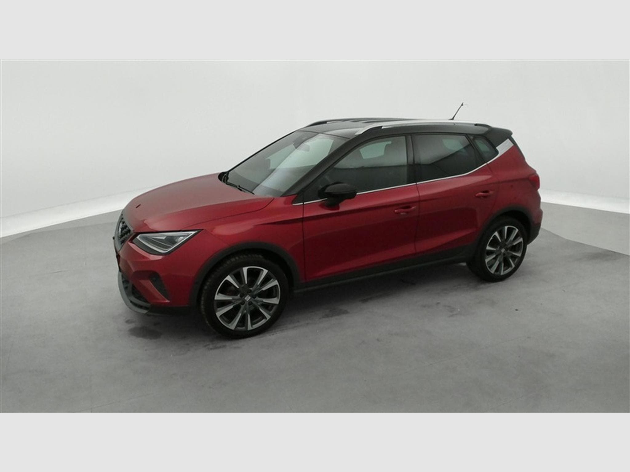 Seat Arona 1.0 TSI 115cv FR NAVI / FULL LED / SIEGES SPORT / CAMERA (2025) - Foto 21
