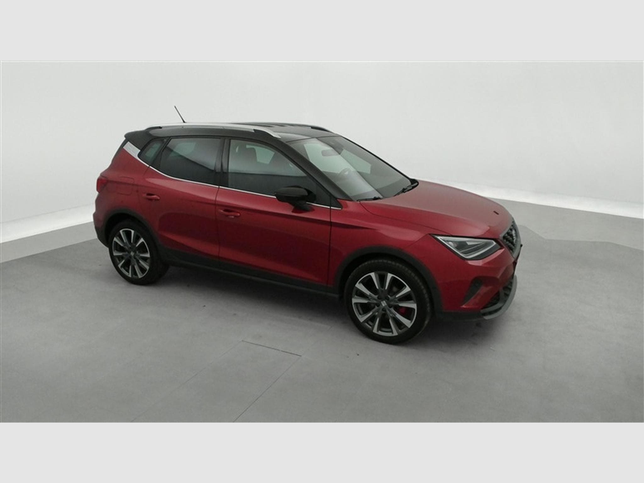 Seat Arona 1.0 TSI 115cv FR NAVI / FULL LED / SIEGES SPORT / CAMERA (2025) - Foto 23