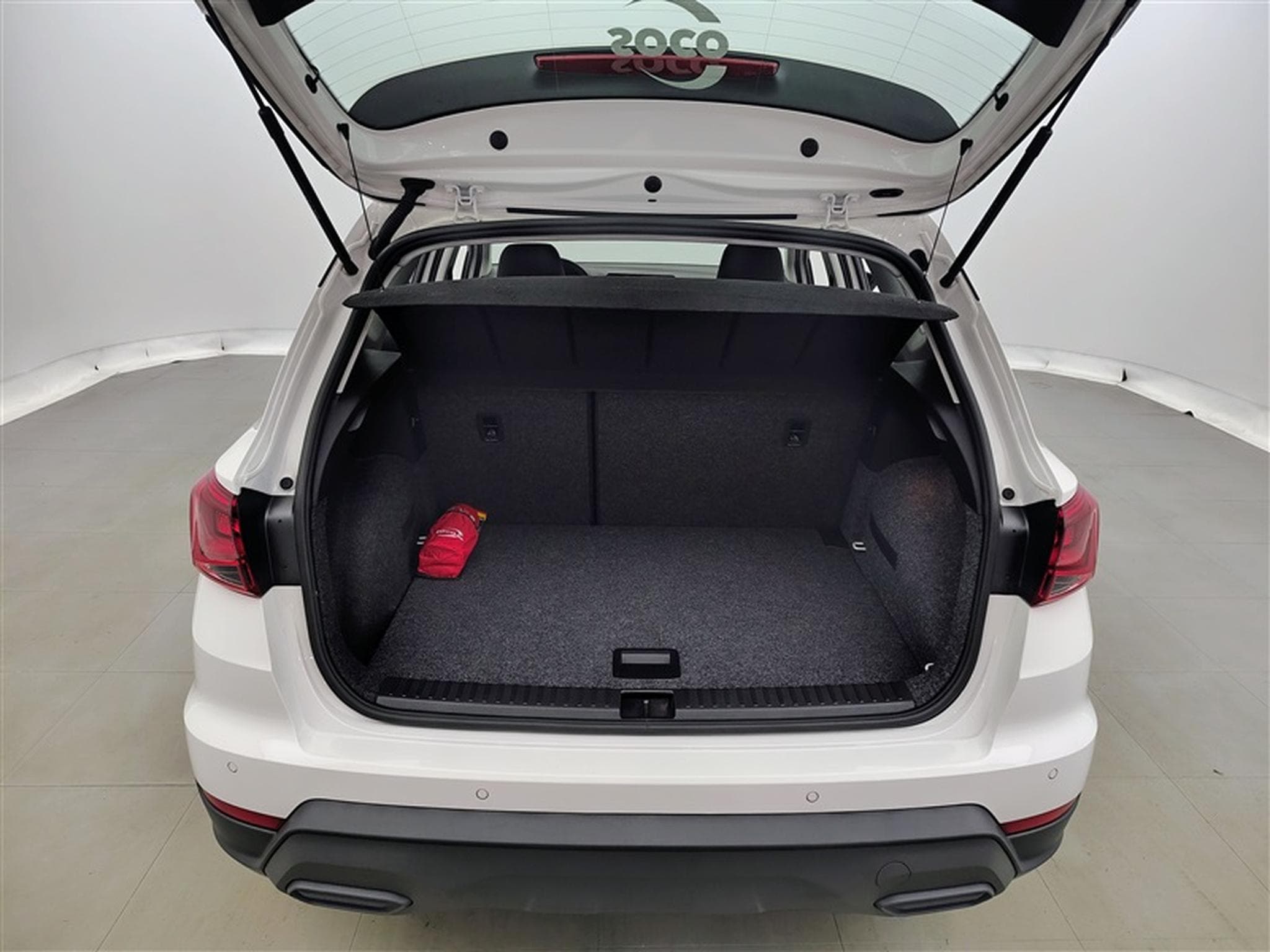 Seat Arona 1.0 TSI 95cv Style CARPLAY / PDC AR (2026) - Foto 14