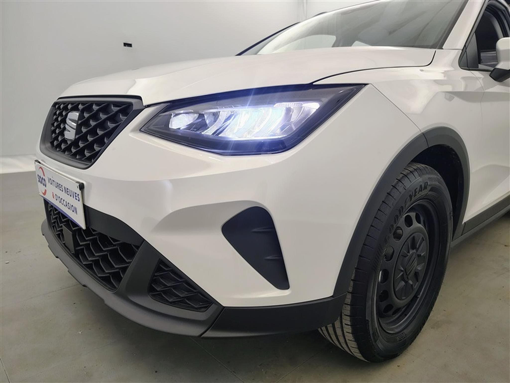 Seat Arona 1.0 TSI 95cv Style CARPLAY / PDC AR (2026) - Foto 15