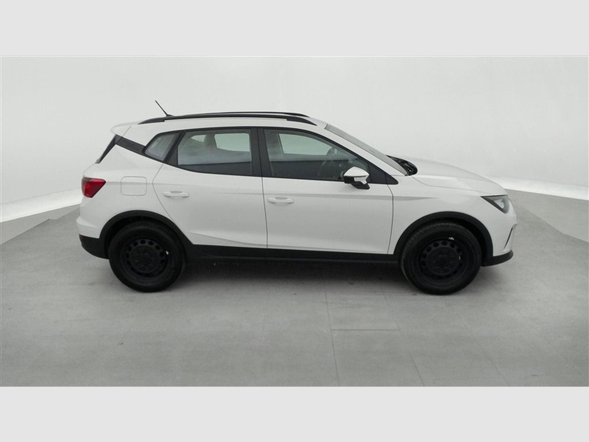 Seat Arona 1.0 TSI 95cv Style CARPLAY / PDC AR (2026) - Foto 24
