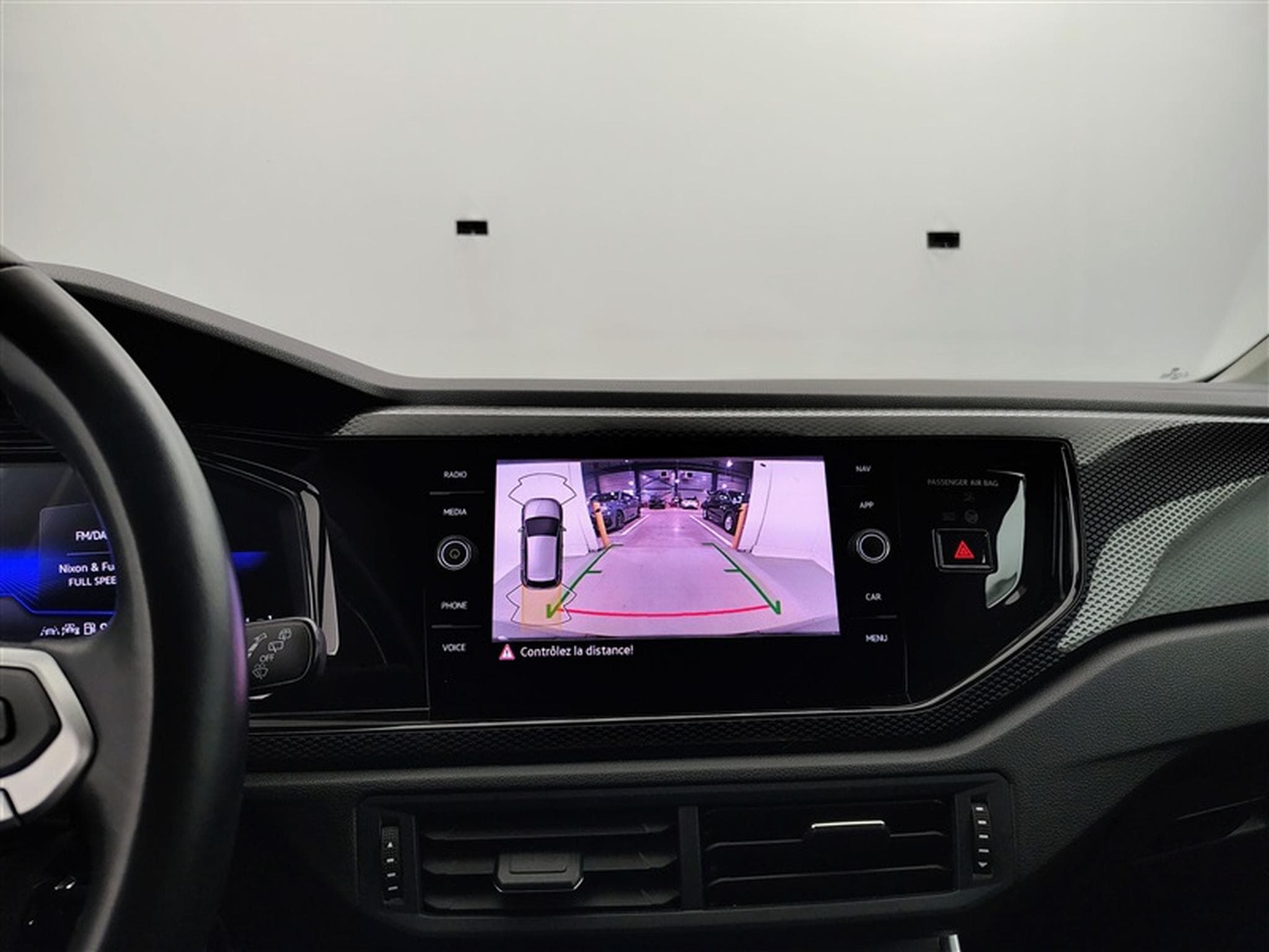 VW Polo 1.0 TSI 95Cv DSG Urban CARPLAY / CAMERA / PDC / ALU (2024) - Foto 18