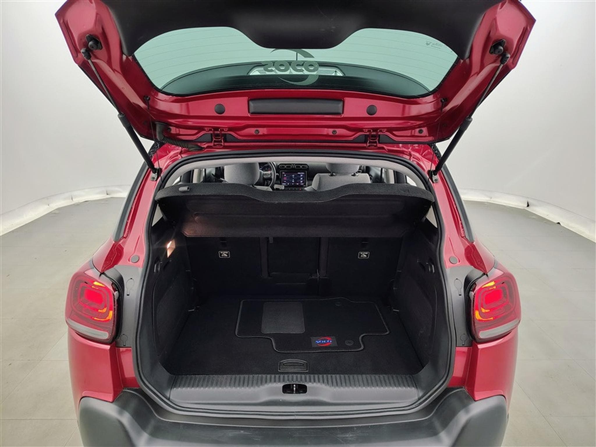 Citroen C3 Aircross 1.2 PureTech Shine EAT6 NAVI / S-CUIR / FULL LED (2024) - Foto 14