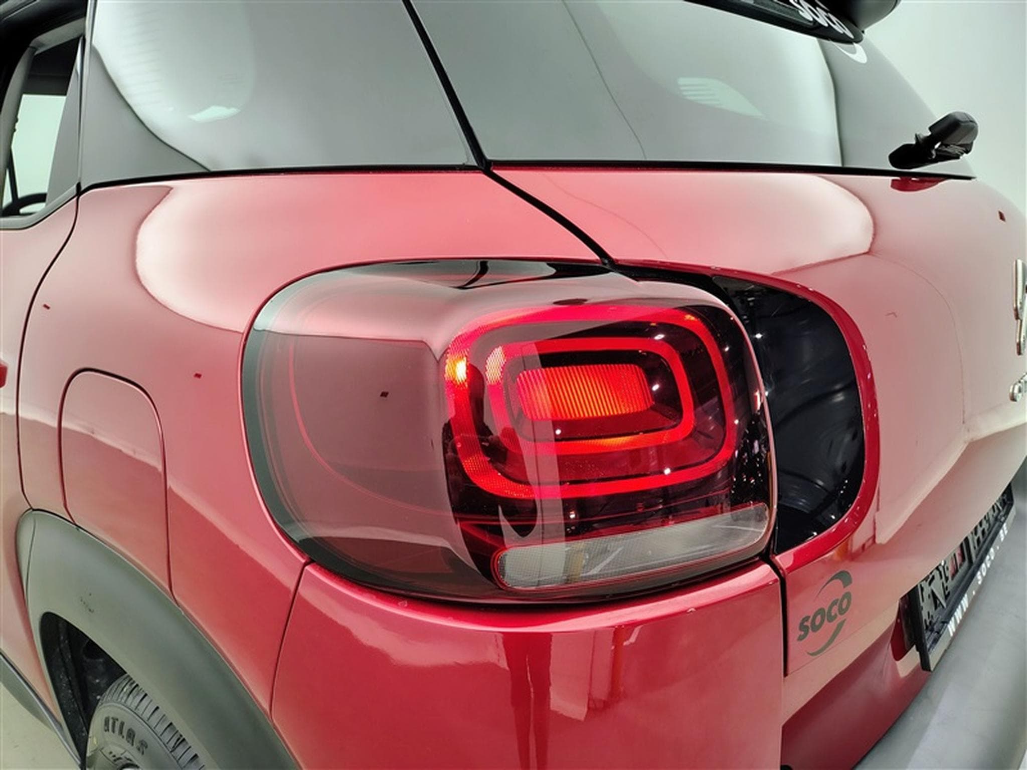 Citroen C3 Aircross 1.2 PureTech Shine EAT6 NAVI / S-CUIR / FULL LED (2024) - Foto 16