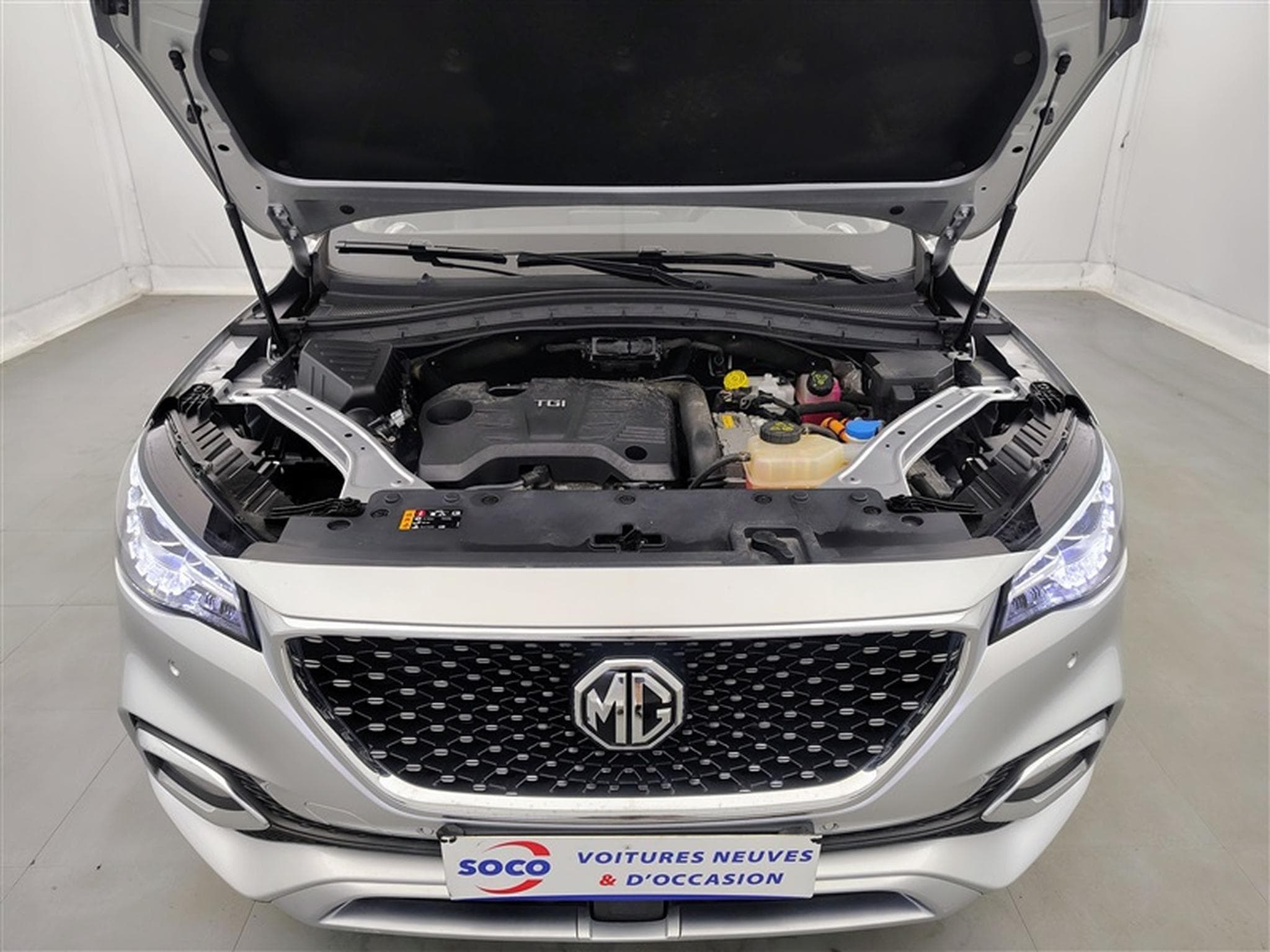 MG EHS PHEV 1.5 Turbo Luxury (2022) - Foto 21