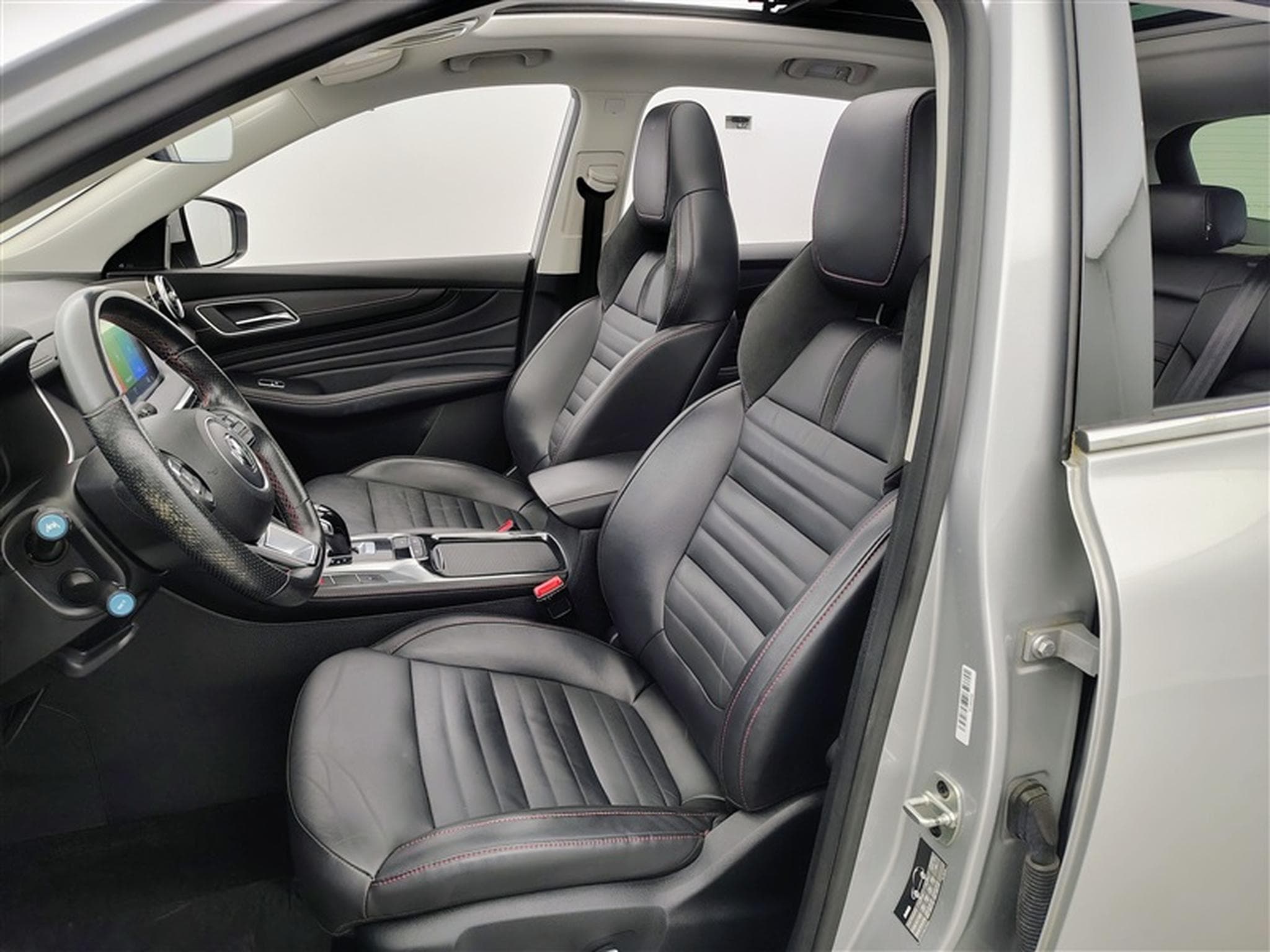 MG EHS PHEV 1.5 Turbo Luxury (2022) - Foto 7