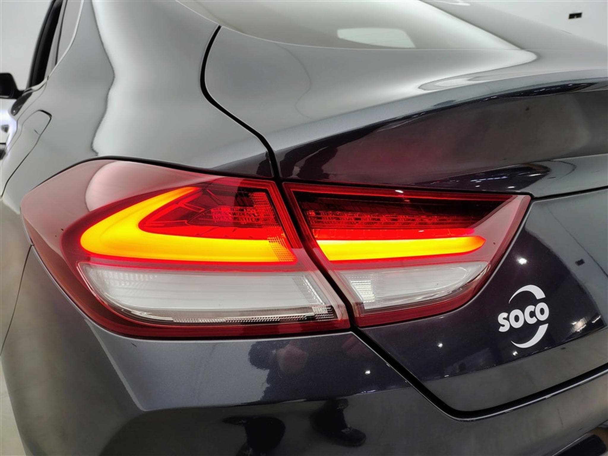 Hyundai i30 Fastback 1.0 T MHEV Sky 7DCT 48V *NAVI/CAM/CUIR/FULL LED* (2023) - Photo 16