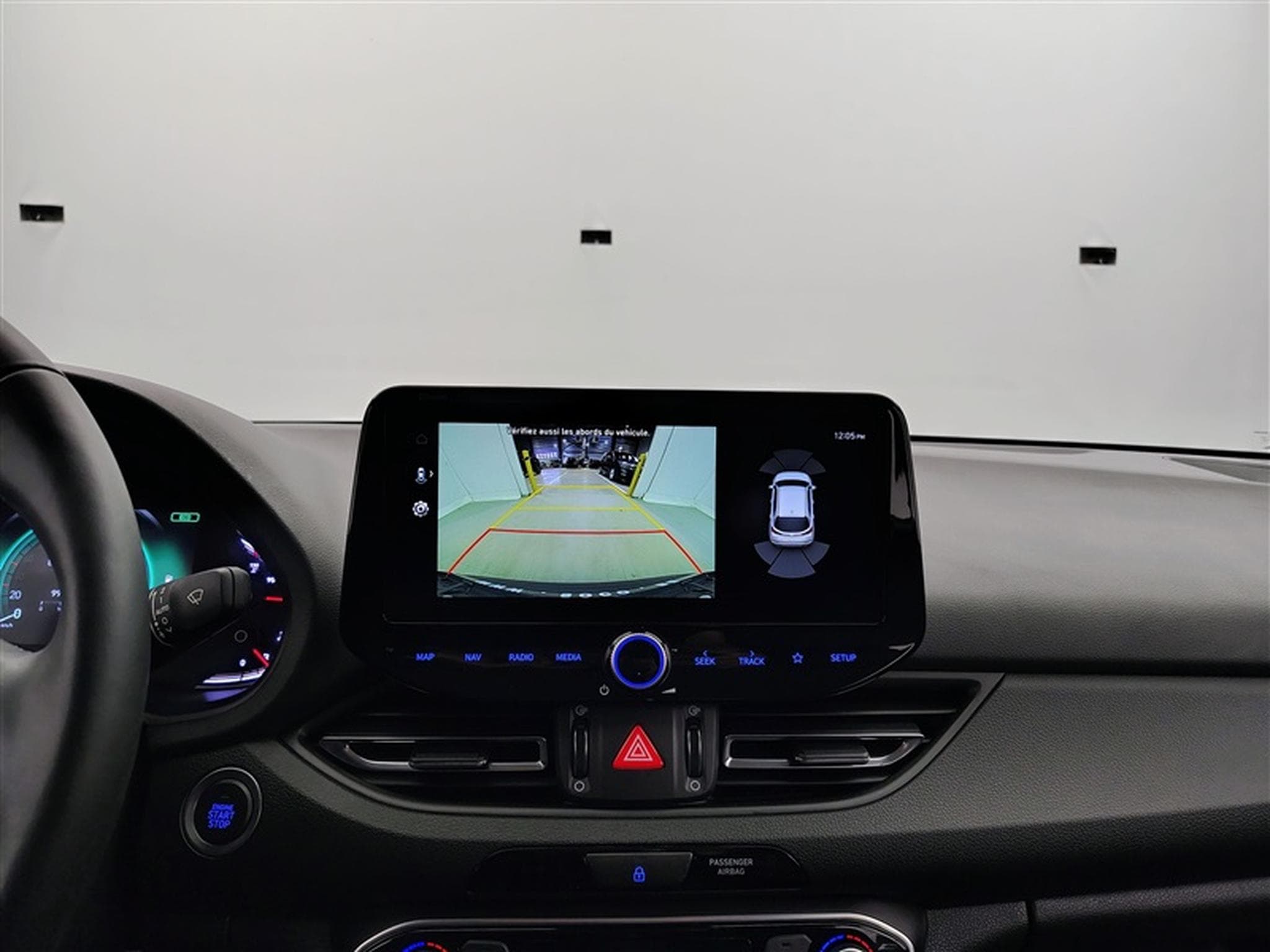 Hyundai i30 Fastback 1.0 T MHEV Sky 7DCT 48V *NAVI/CAM/CUIR/FULL LED* (2023) - Photo 18