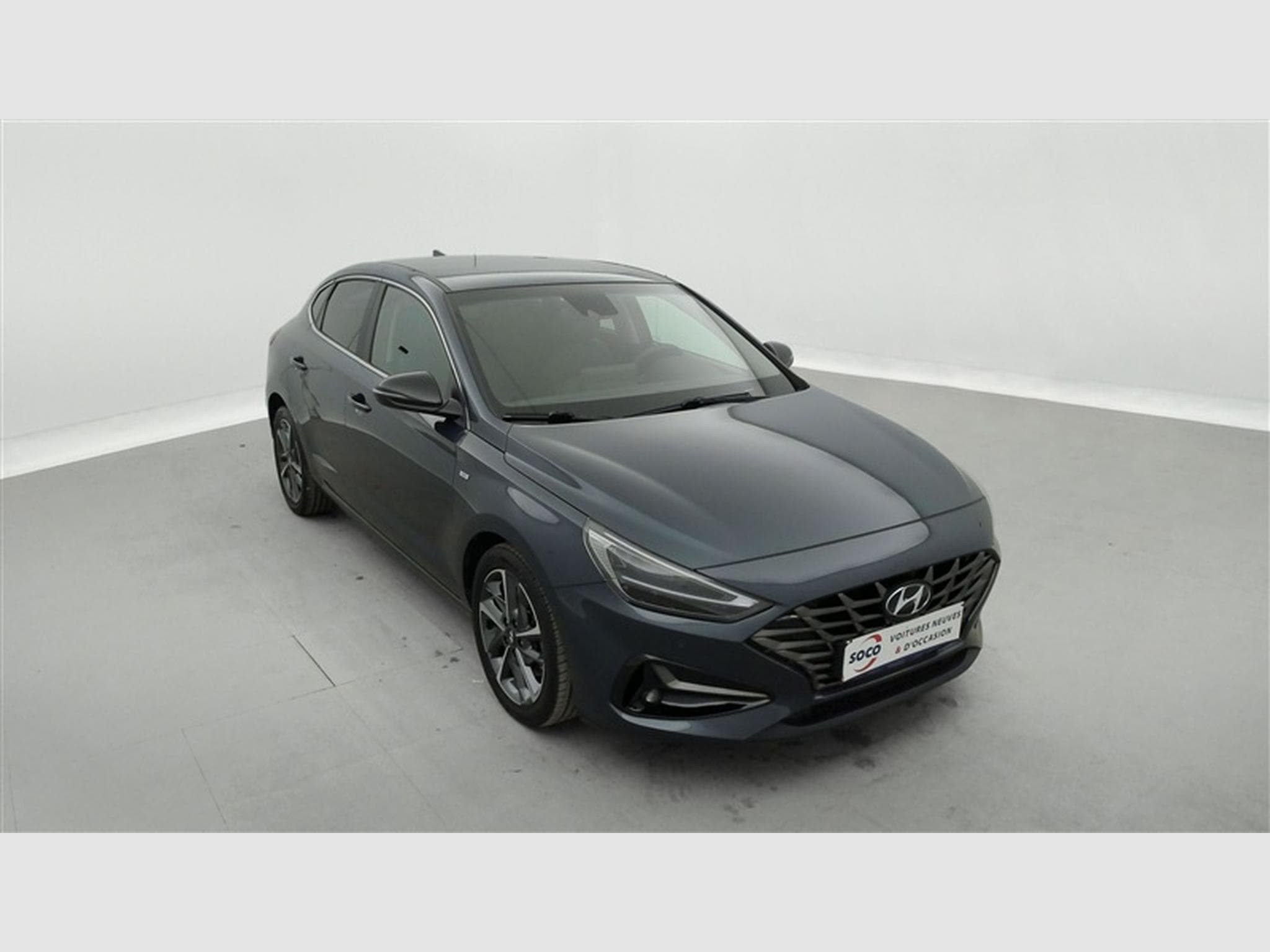 Hyundai i30 Fastback 1.0 T MHEV Sky 7DCT 48V *NAVI/CAM/CUIR/FULL LED* (2023) - Photo 22