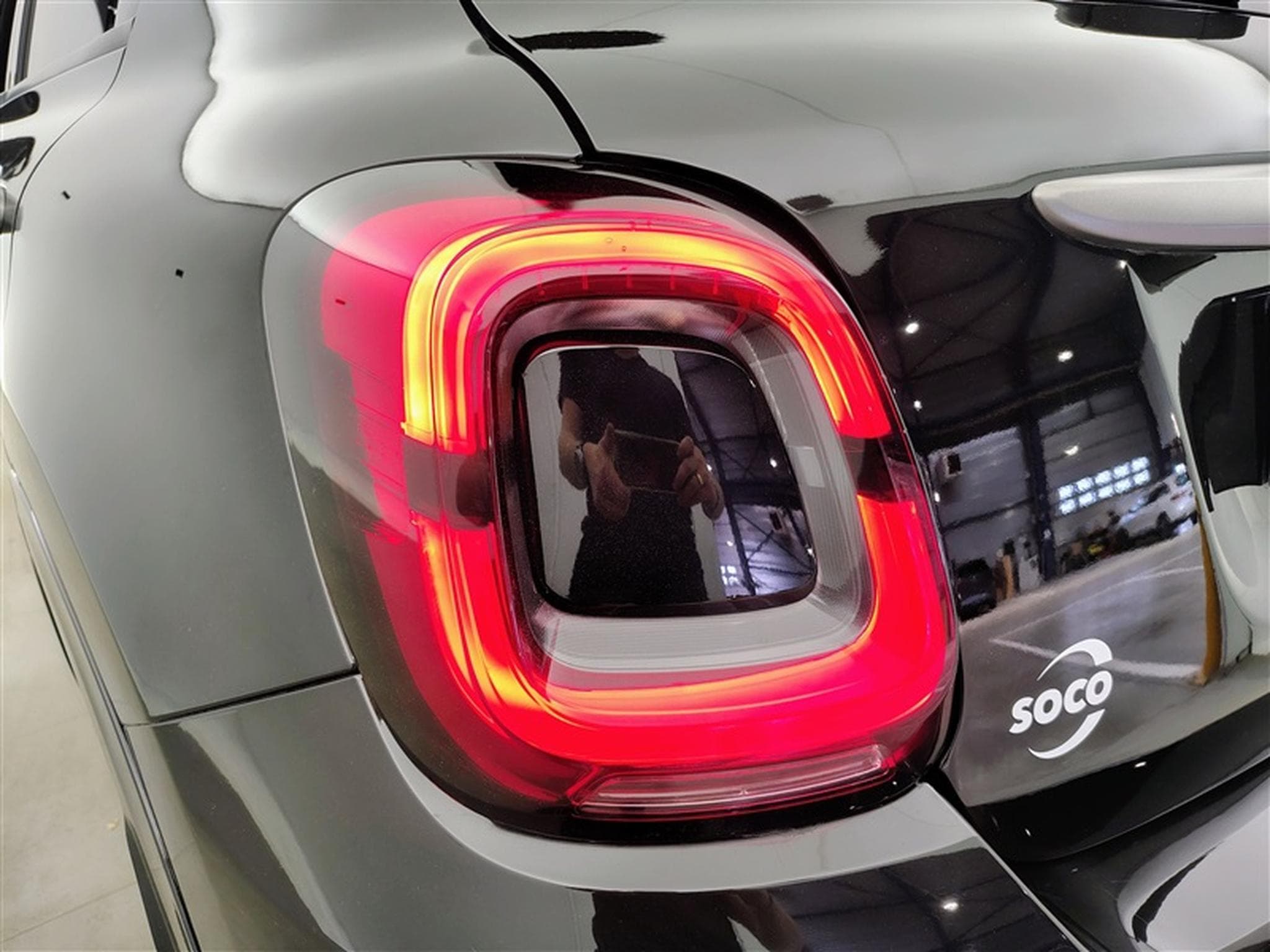 Fiat 500X 1.5 Firefly 130Cv DCT7 Hybrid Red CARPLAY (2023) - Photo 16