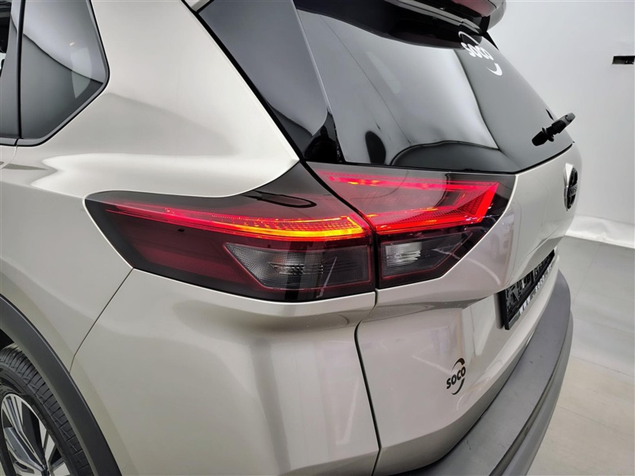 Nissan X-Trail 1.5 DIG-T 2WD N-Connecta 7pl.DCT NAVI / FULL LED (2023) - Photo 16