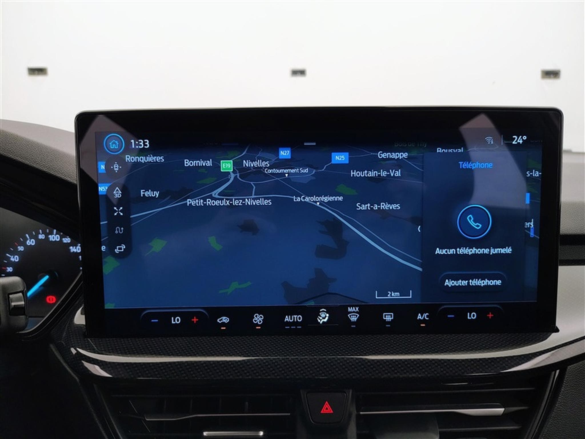 Ford Focus SW EcoBlue PowerShift ST-Line NAV/FULL LED/CAM+PDC/CARPLAY (2025) - Photo 11