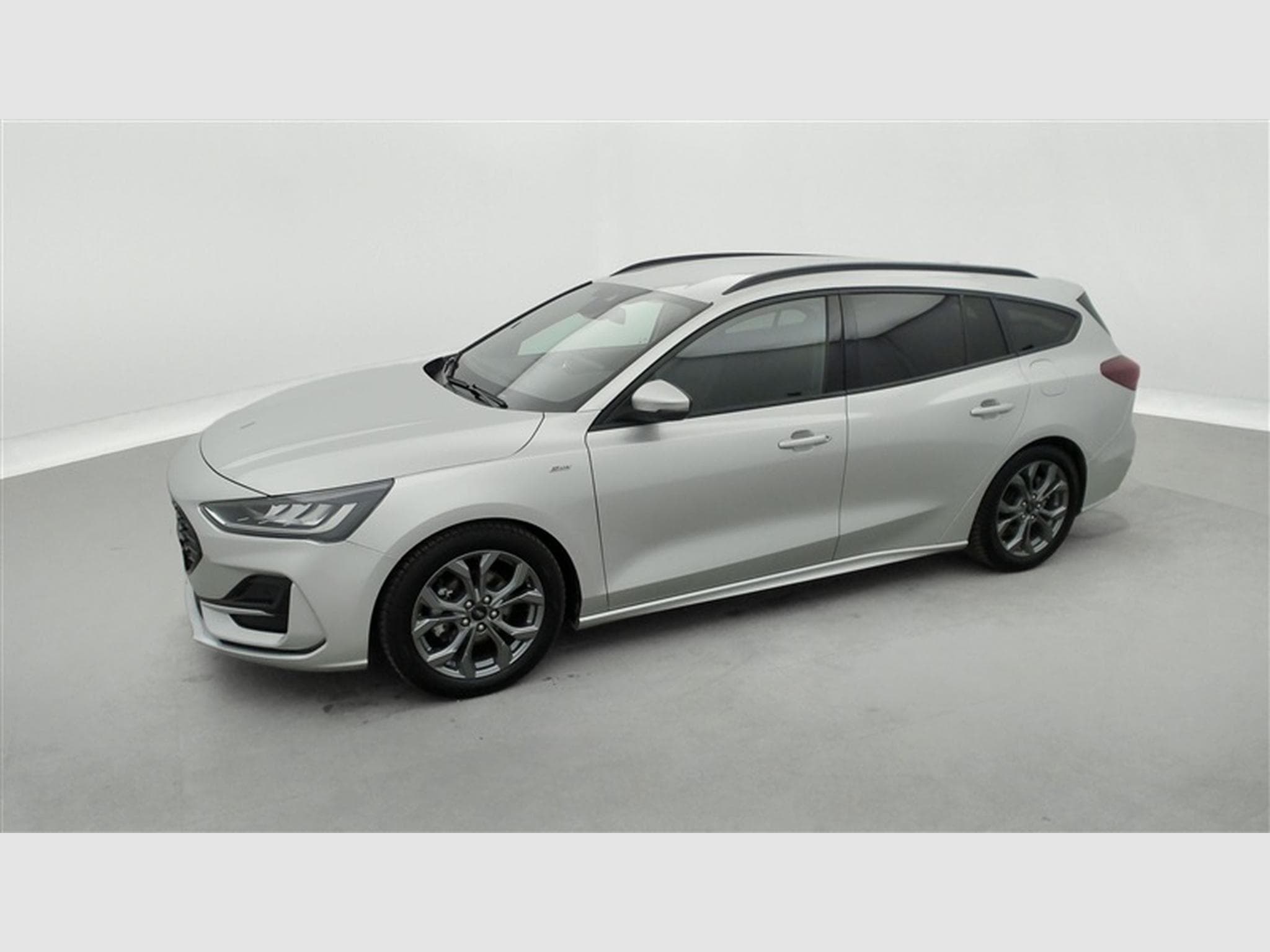 Ford Focus SW EcoBlue PowerShift ST-Line NAV/FULL LED/CAM+PDC/CARPLAY (2025) - Photo 21