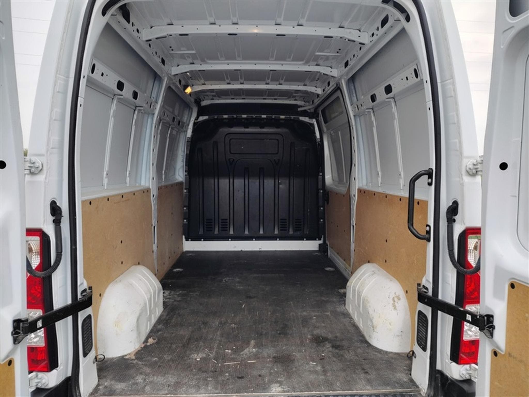 Nissan Interstar 2.3 DCI L2H2 N-Connecta **CAM/NAVI/CLIM** (2023) - Photo 15