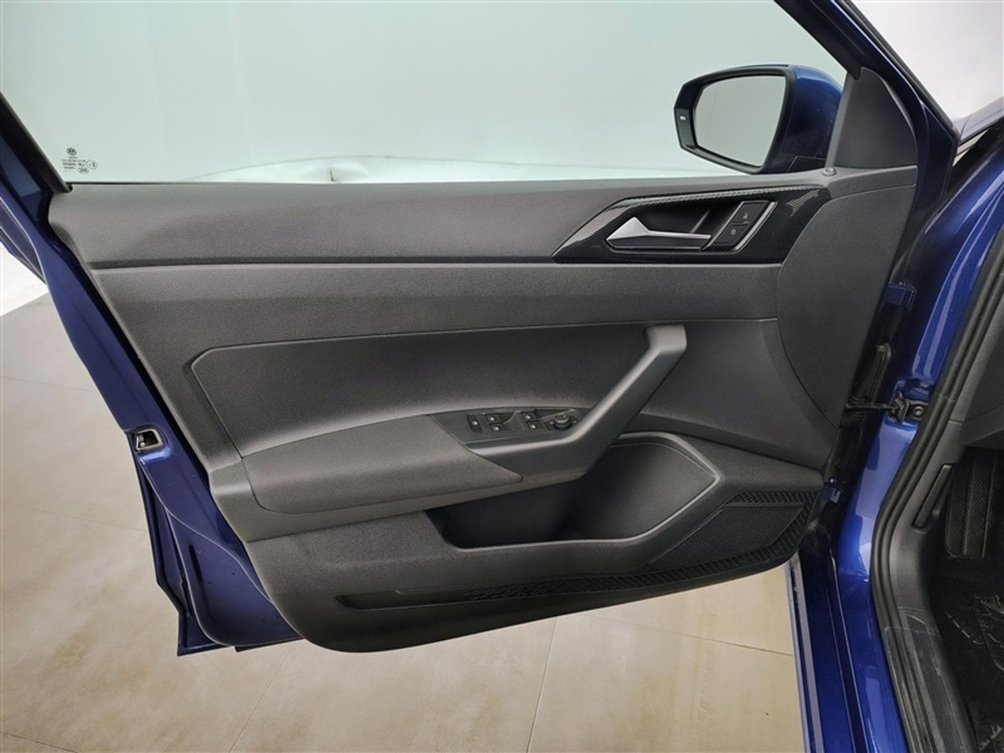 VW Polo 1.0 TSI 95Cv DSG Urban CARPLAY / CAMERA / PDC / ALU (2024) - Photo 16