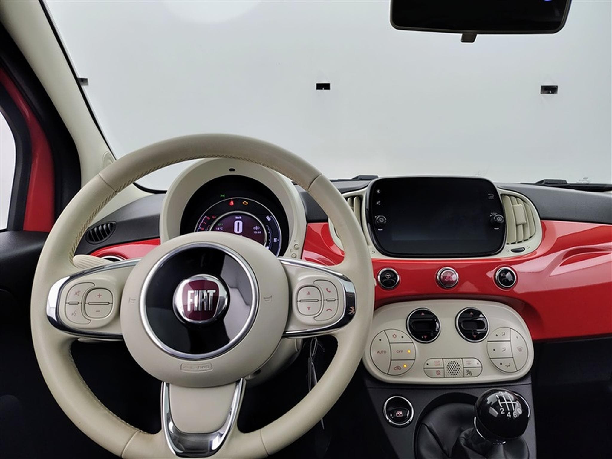 Fiat 500 1.0i MHEV Dolcevita NAVI / PANO / CLIM AUTO / PDC AR / JA 16 (2023) - Photo 9