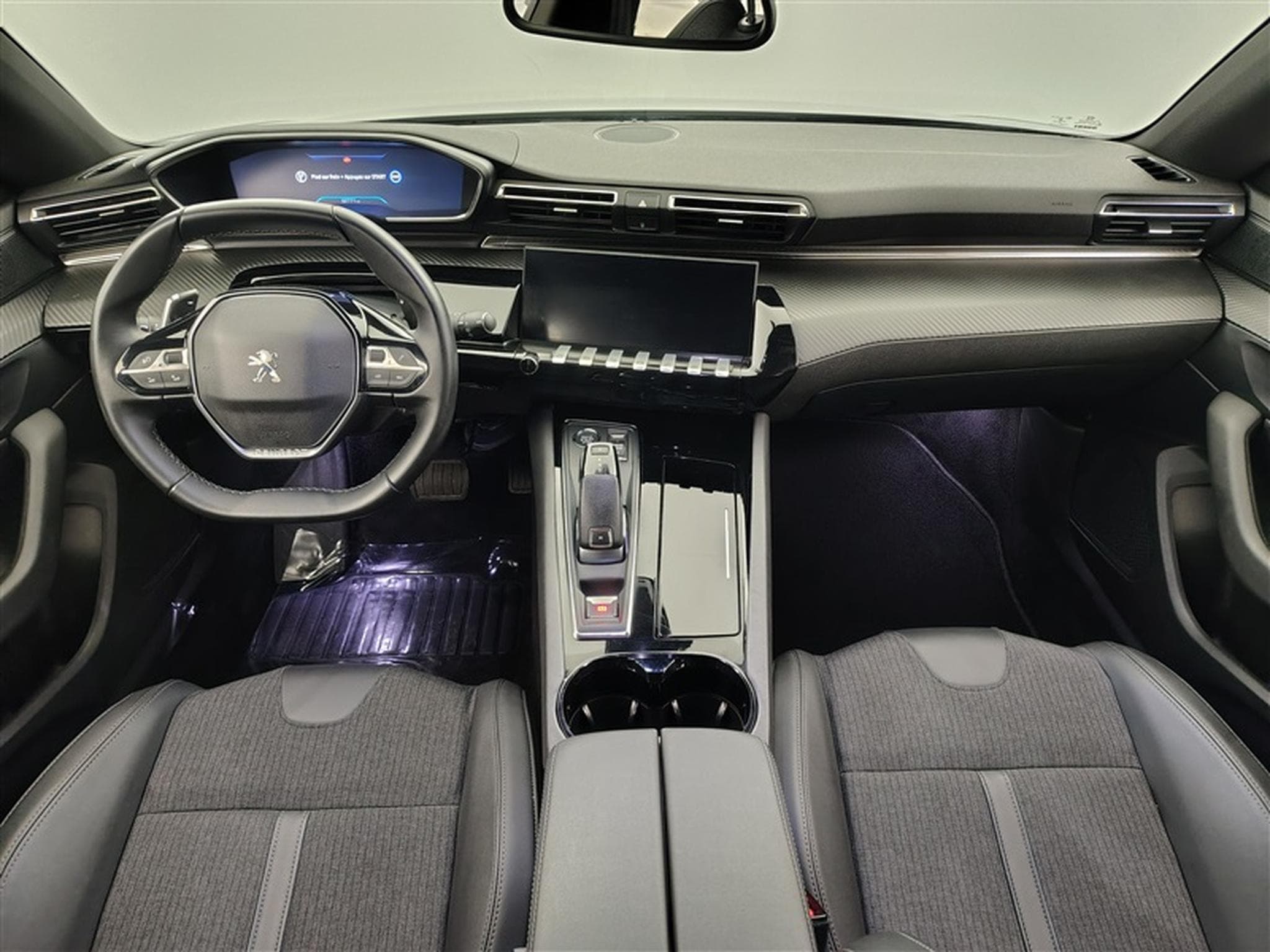 Peugeot 508 1.2 PureTech Allure S&S (2023) - Photo 8