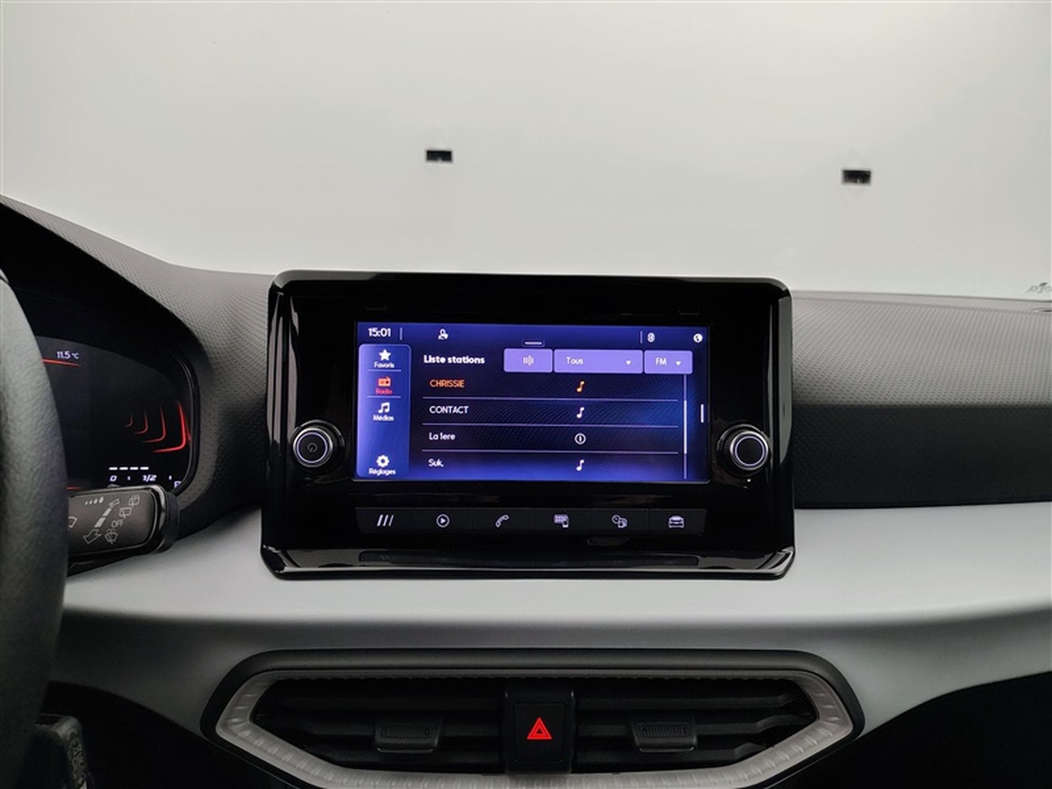 Seat Arona 1.0 TSI DSG Move! CARPLAY / ALU / PDC (2023) - Photo 11
