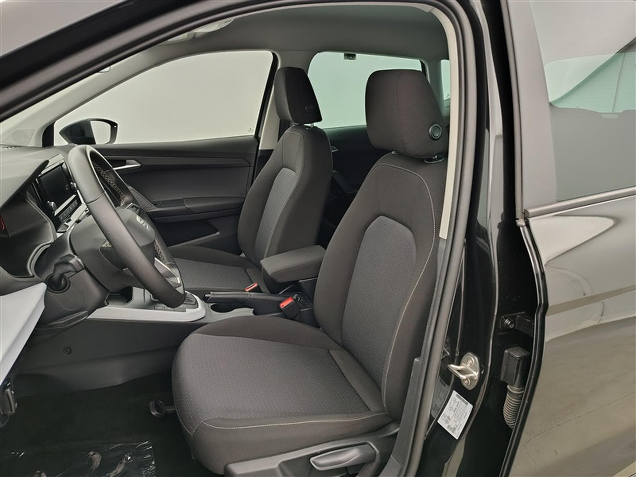 Seat Arona 1.0 TSI DSG Move! CARPLAY / ALU / PDC (2023) - Photo 7