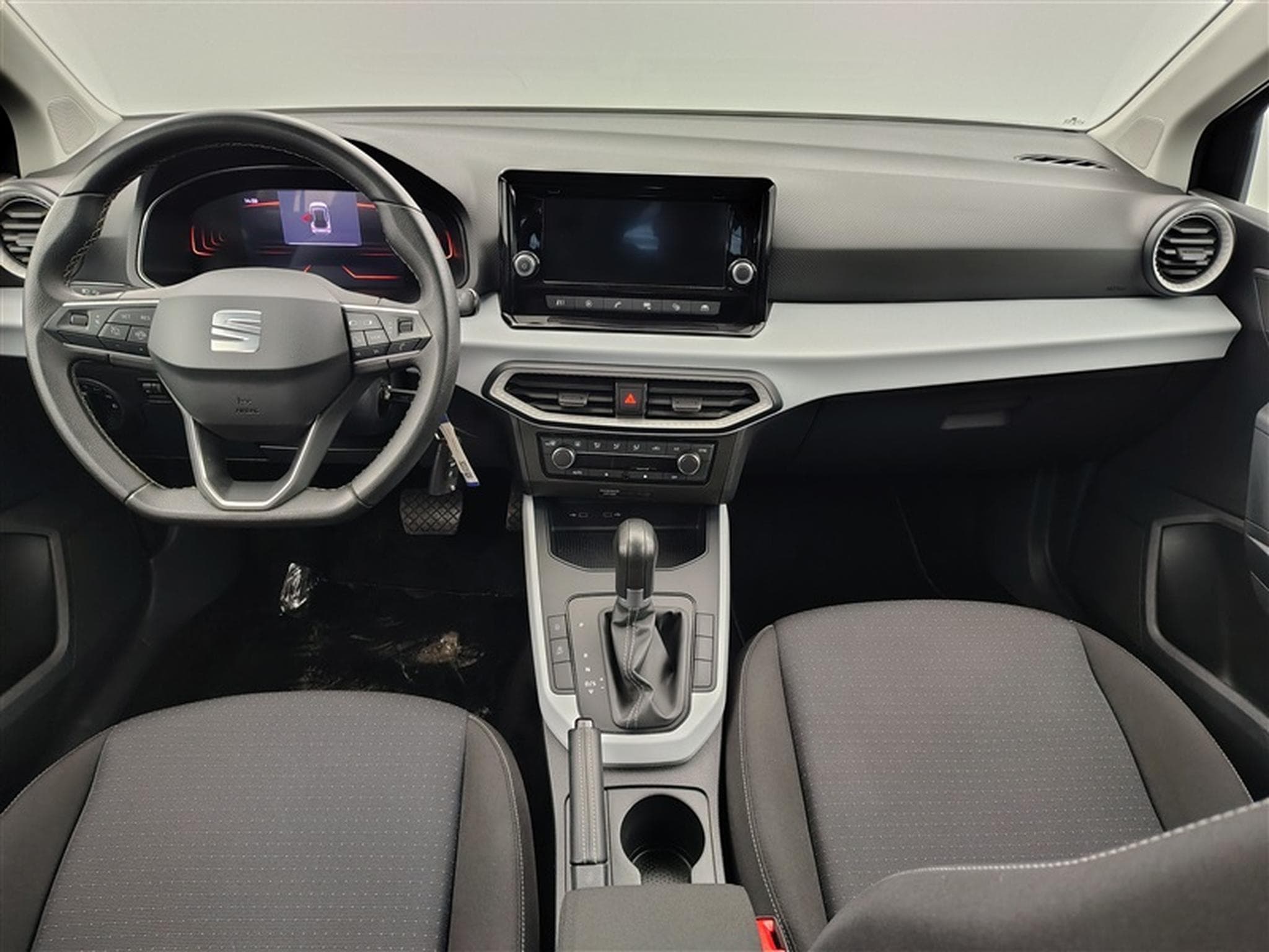 Seat Arona 1.0 TSI DSG Move! CARPLAY / ALU / PDC (2023) - Photo 8