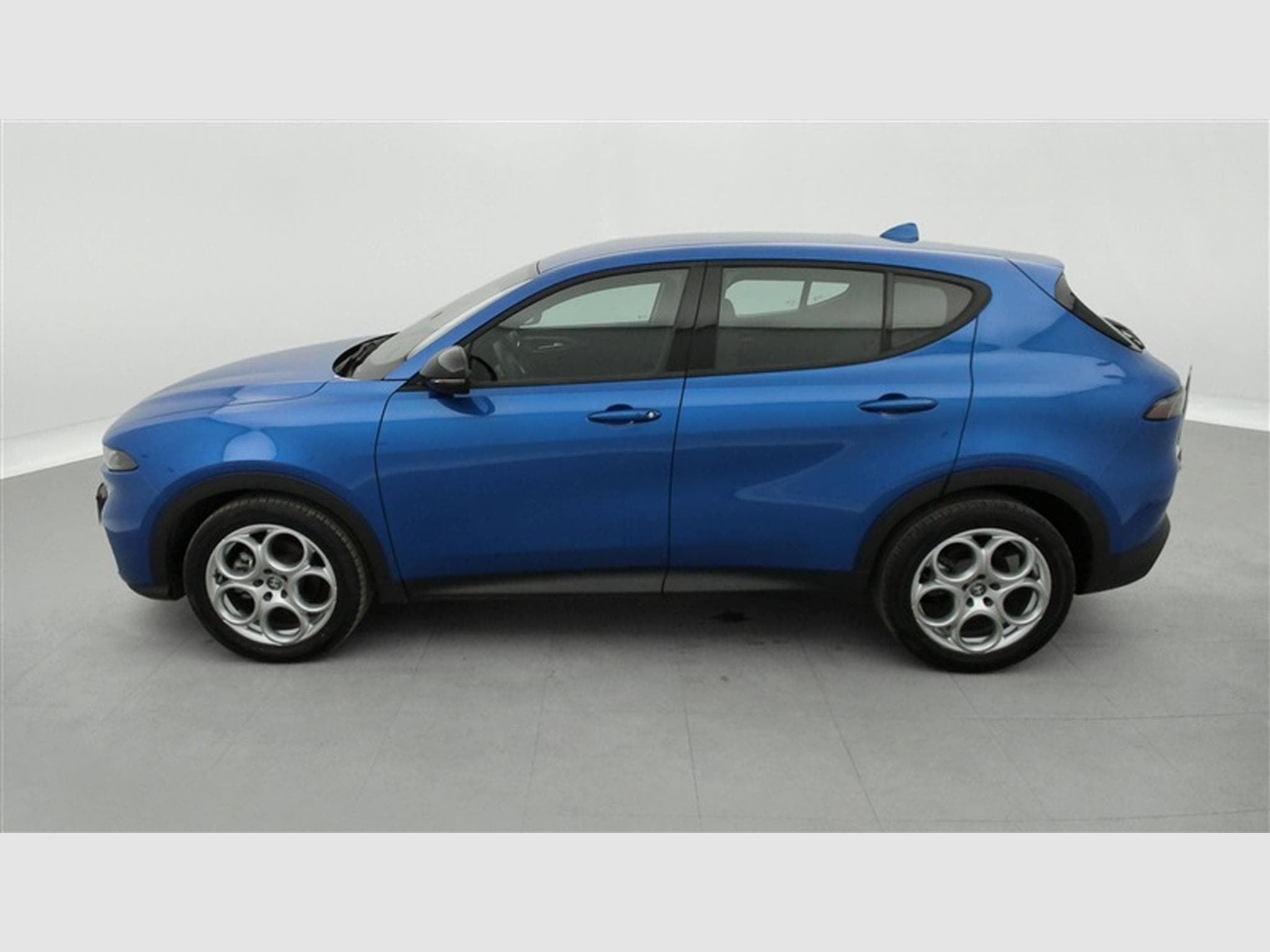 Alfa-Romeo Tonale 1.6 DDCT Sprint NAVI / FULL LED / PDC AV+AR / JA 18" (2022) - Photo 3