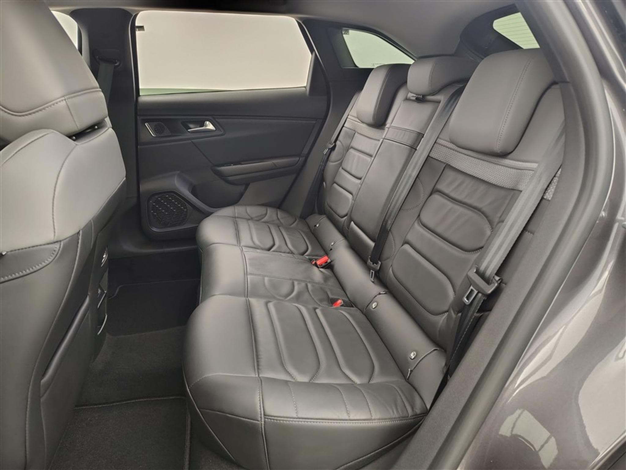 Citroen C5 X 1.2 PureTech 130cv EAT8 Plus NAVI / CAMERA (2024) - Foto 13