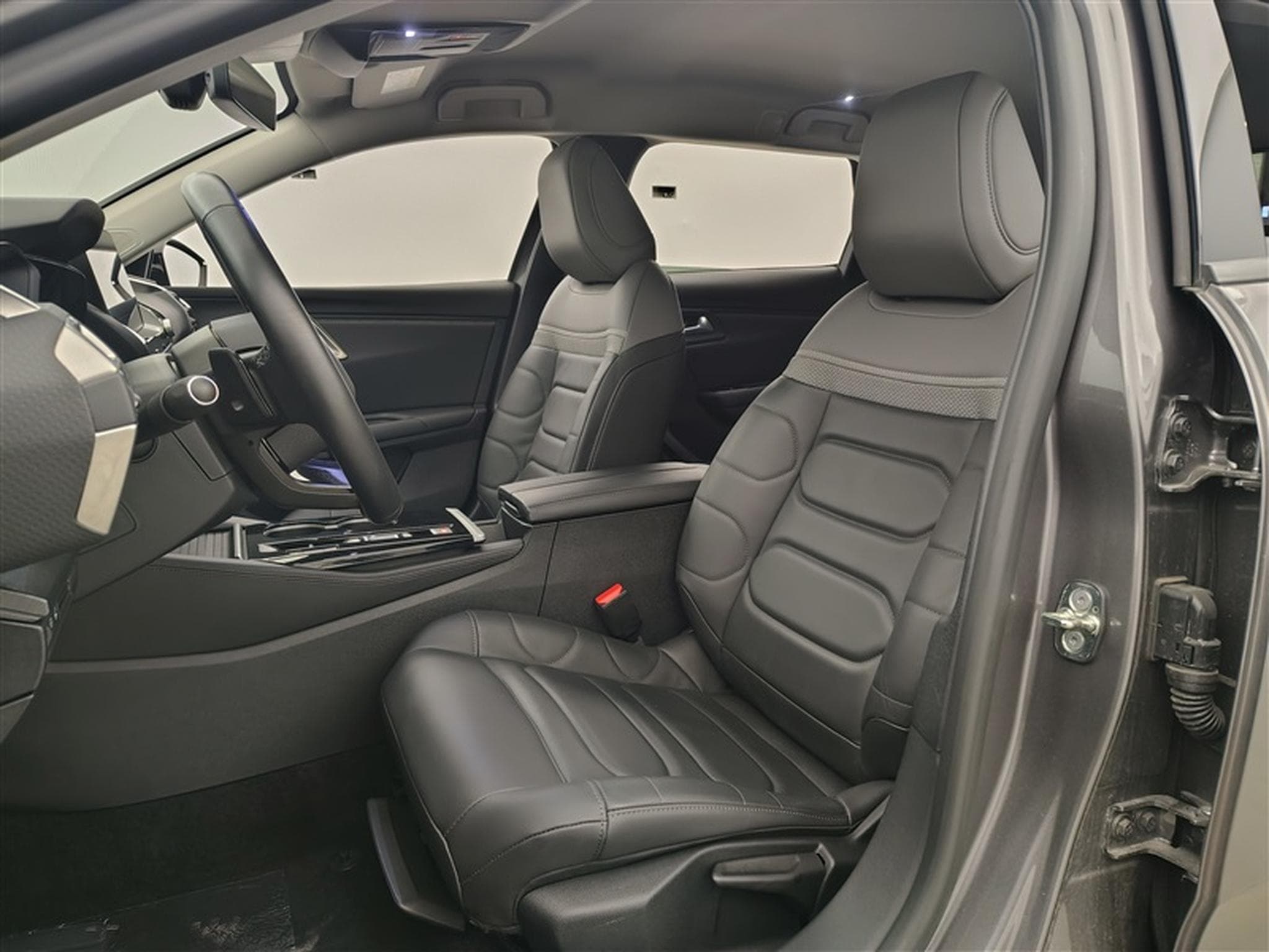 Citroen C5 X 1.2 PureTech 130cv EAT8 Plus NAVI / CAMERA (2024) - Foto 7