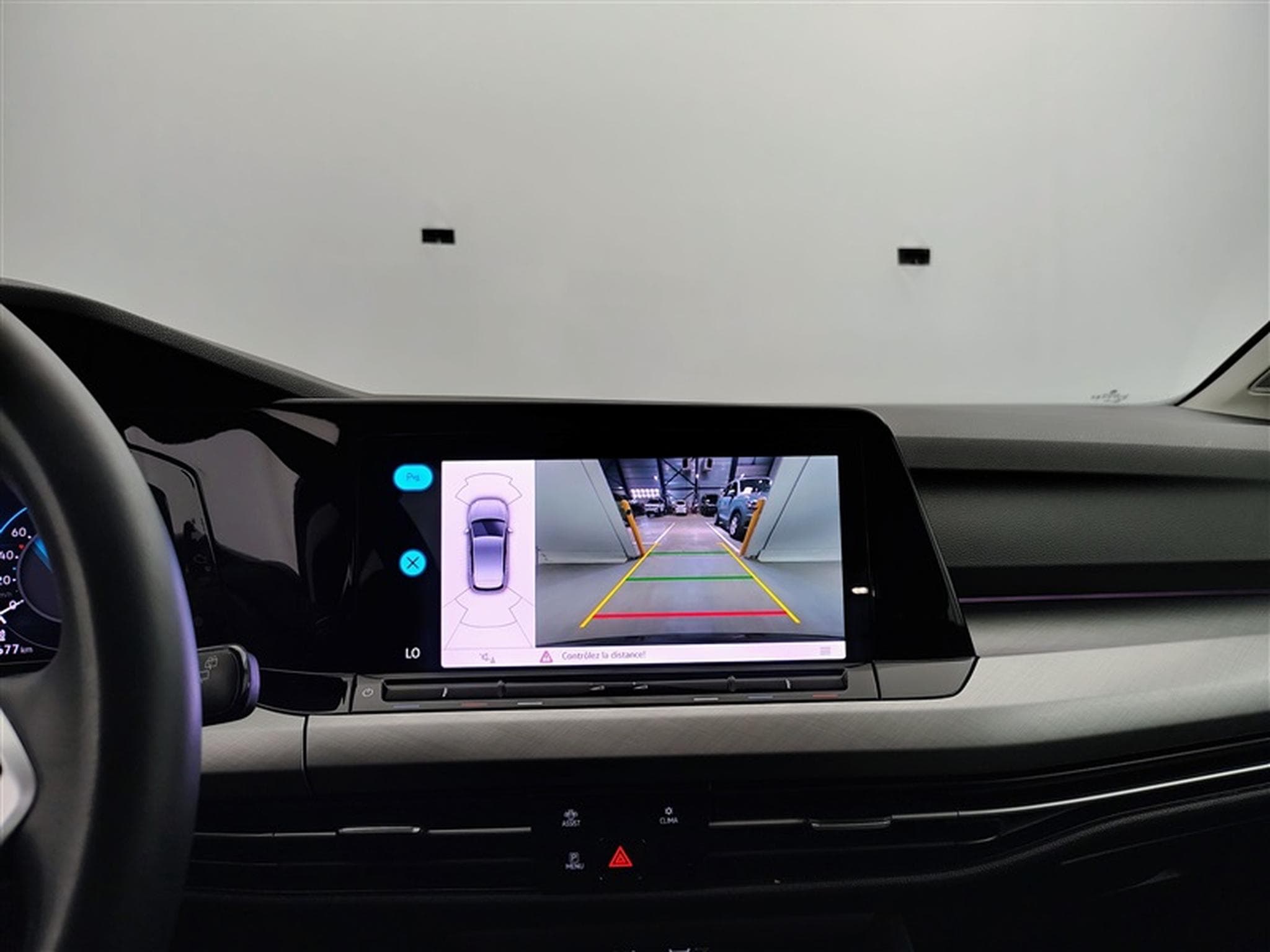 VW Golf 1.0 eTSI Life DSG NAVI / FULL LED / CARPLAY (2023) - Photo 17