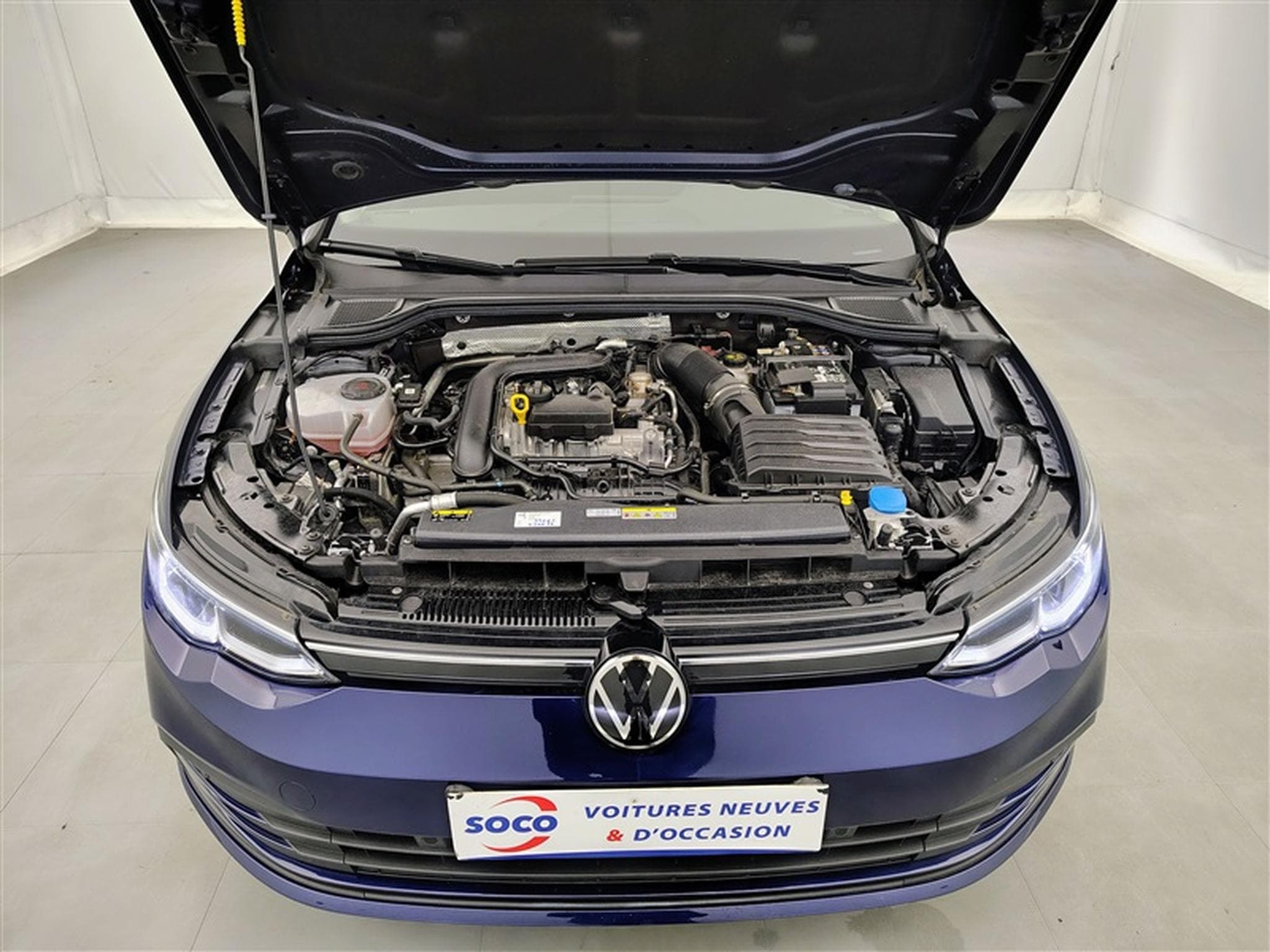 VW Golf 1.0 eTSI Life DSG NAVI / FULL LED / CARPLAY (2023) - Photo 18