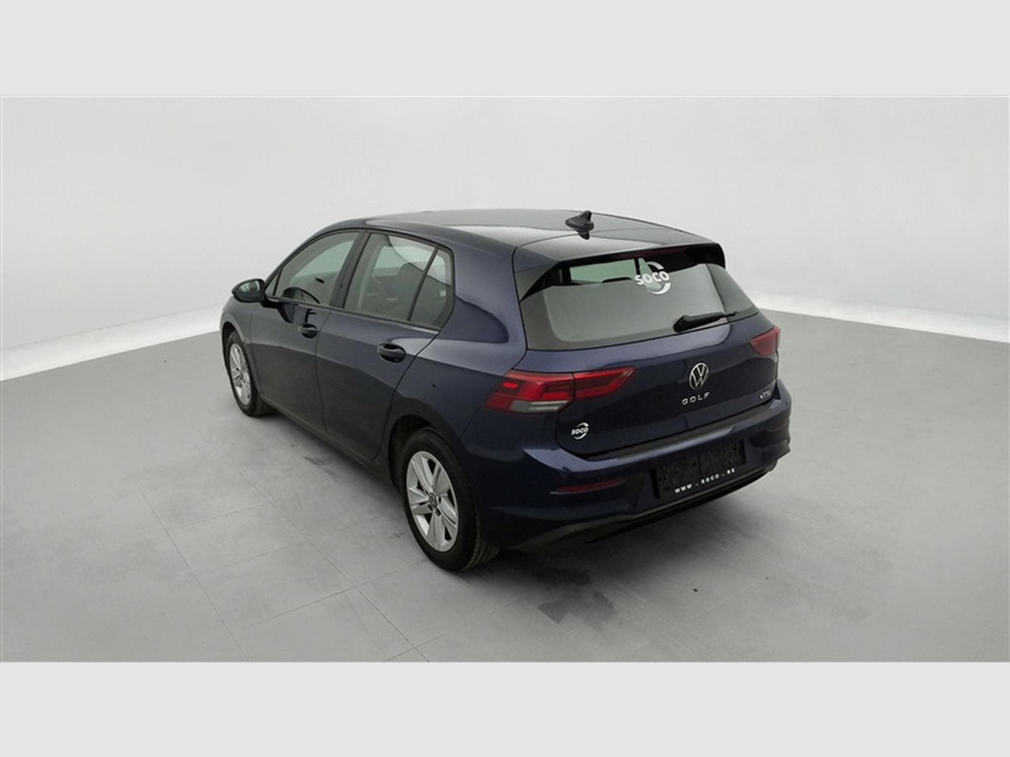 VW Golf 1.0 eTSI Life DSG NAVI / FULL LED / CARPLAY (2023) - Photo 2