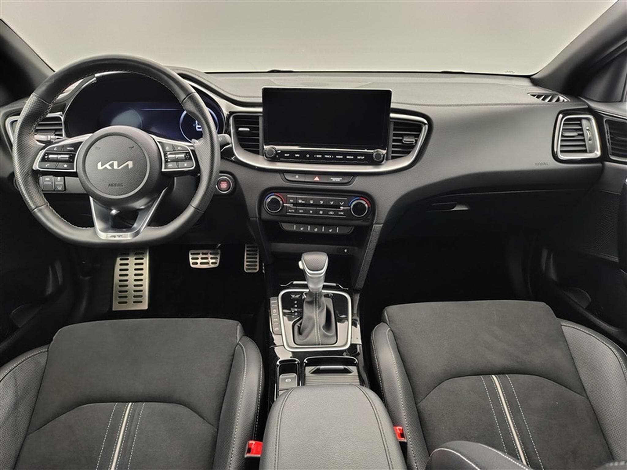 Kia ProCeed 1.5 T-GDi 140cv DCT GT-Line NAVI/FULL LED/CAMERA/JA18" (2024) - Foto 8