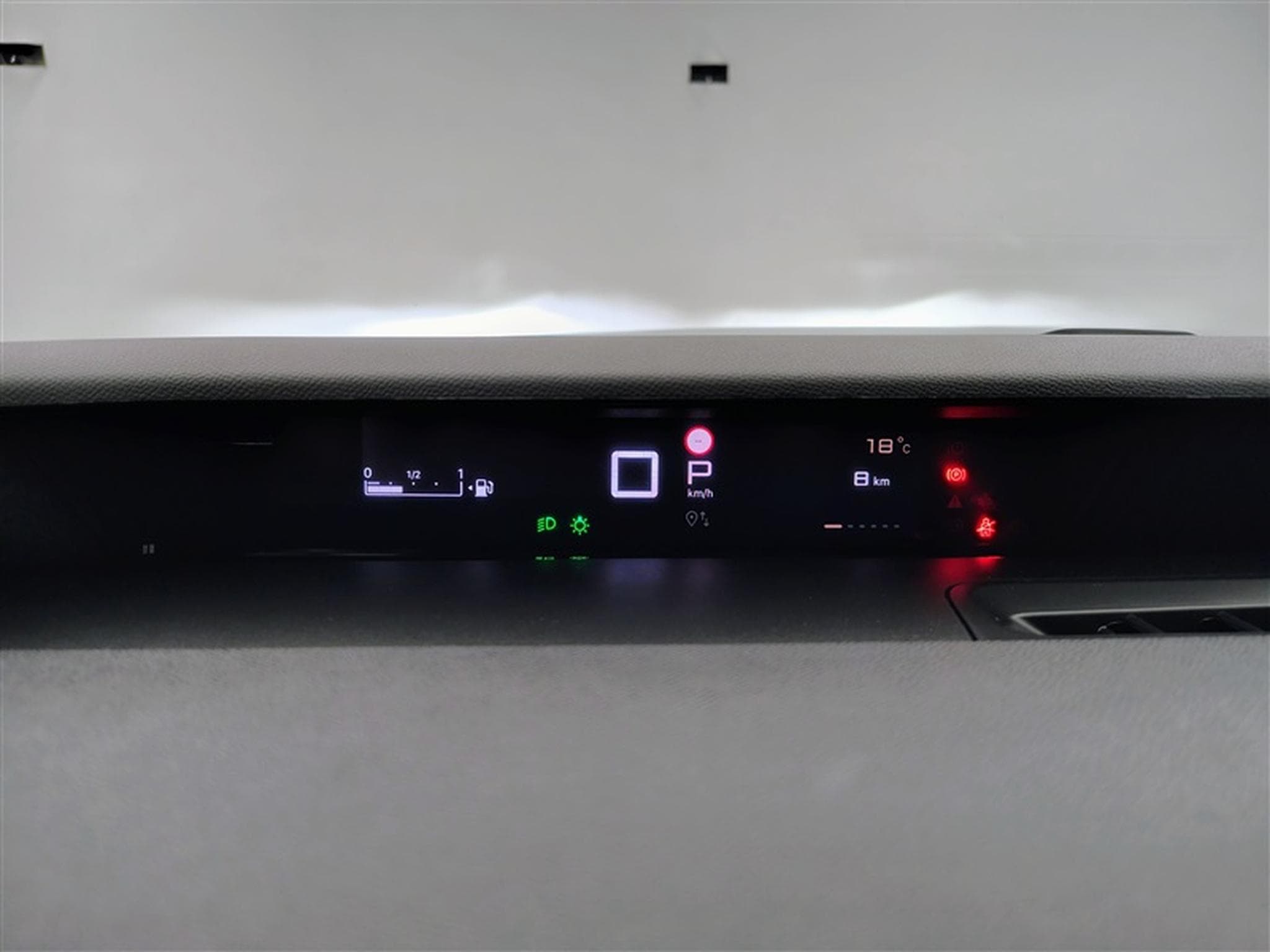 Citroen C3 Aircross 1.2 Hybrid 145cv e-DCS6 Plus CARPLAY / CAMERA / PDC AV+AR (2026) - Foto 10