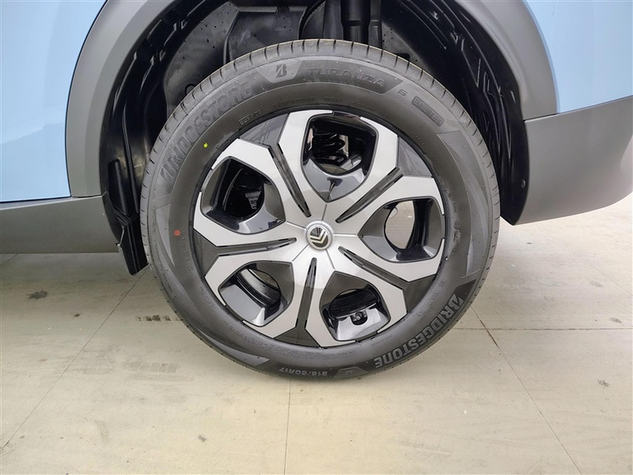 Citroen C3 Aircross 1.2 Hybrid 145cv e-DCS6 Plus CARPLAY / CAMERA / PDC AV+AR (2026) - Foto 6