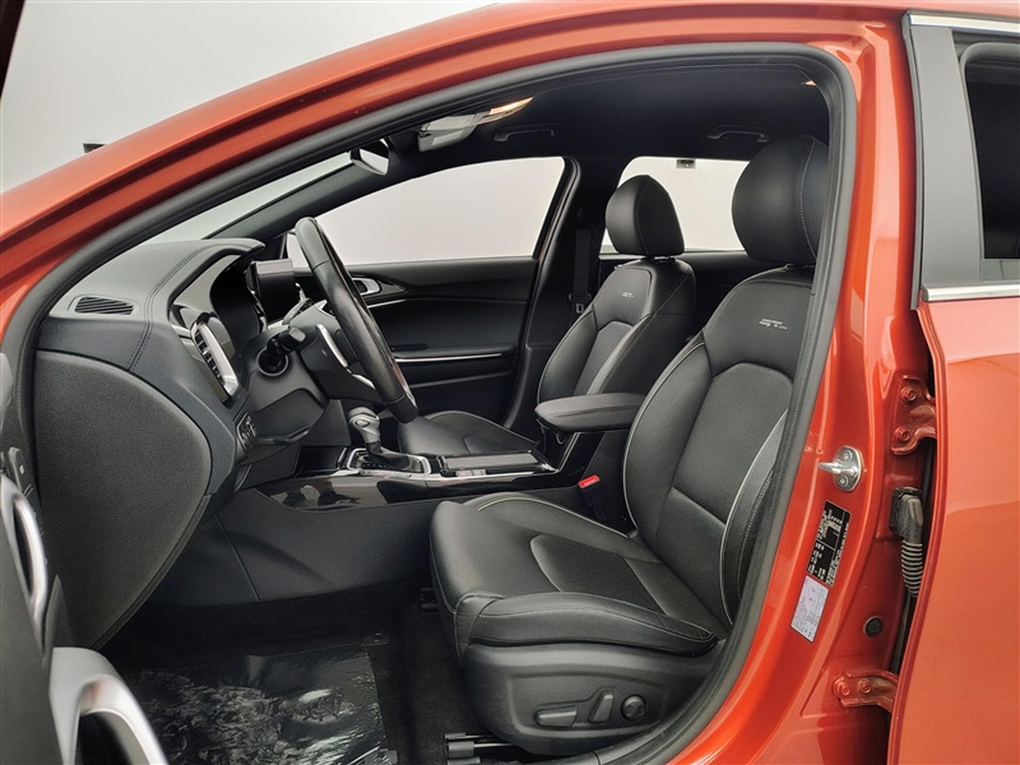 Kia Ceed Sw Ceed SW 1.5 T-GDi GT-Line ISG DCT (2024) - Photo 7