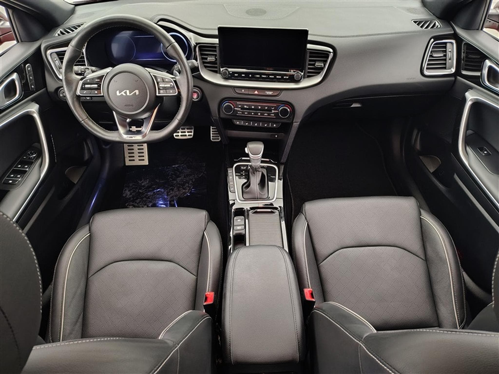 Kia Ceed Sw Ceed SW 1.5 T-GDi GT-Line ISG DCT (2024) - Photo 8