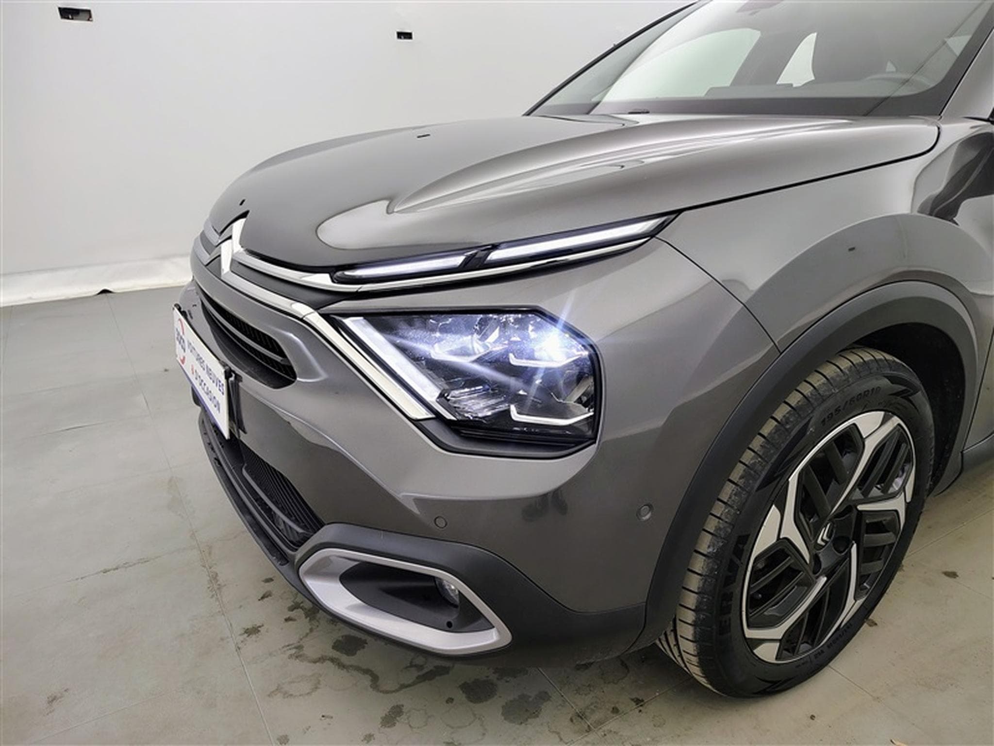 Citroen C4 X 1.2 PureTech 130cv EAT8 Shine NAVI / CARPLAY / CAMERA (2023) - Foto 15