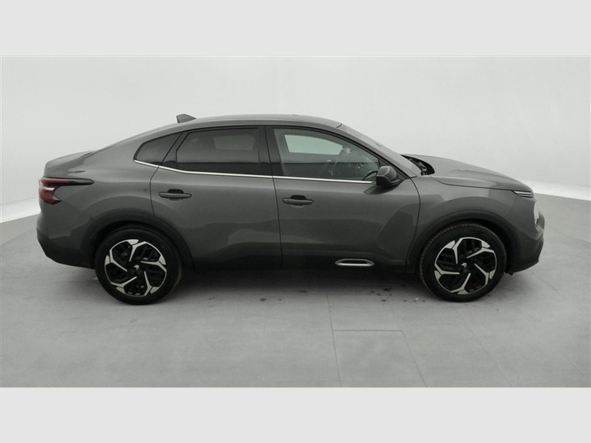 Citroen C4 X 1.2 PureTech 130cv EAT8 Shine NAVI / CARPLAY / CAMERA (2023) - Foto 24