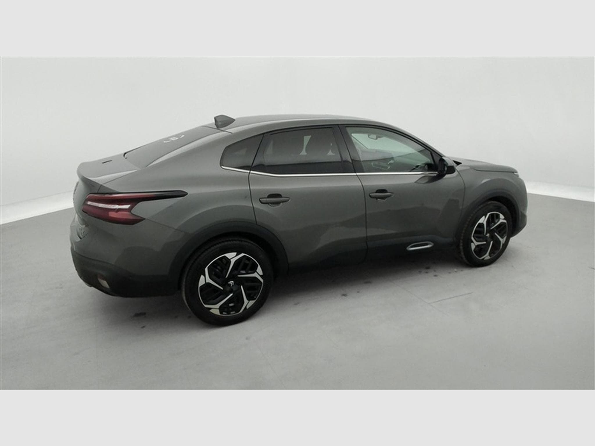 Citroen C4 X 1.2 PureTech 130cv EAT8 Shine NAVI / CARPLAY / CAMERA (2023) - Foto 25