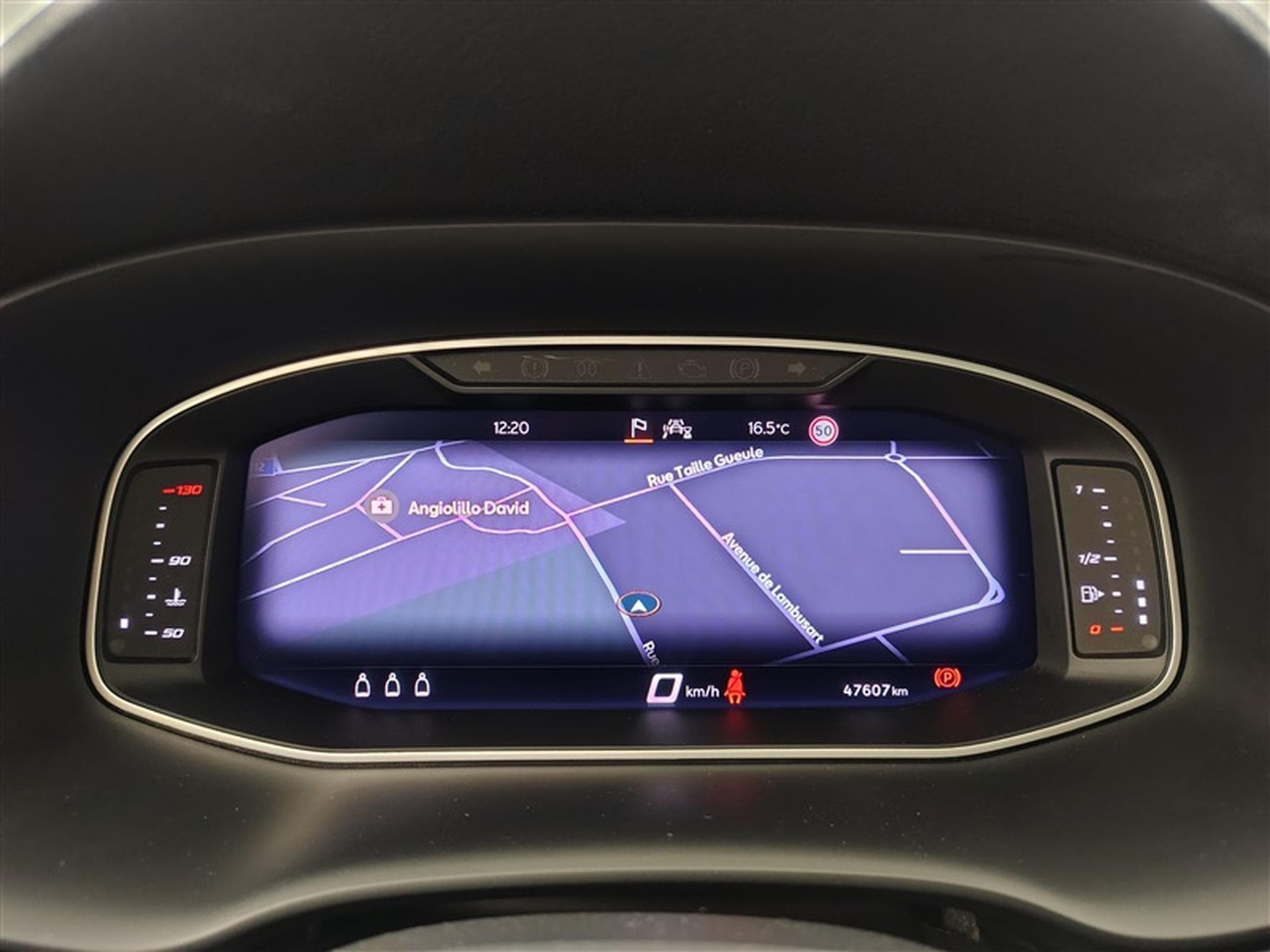 Seat Ateca 2.0 TDI 150cv "FR" NAVI / FULL LED / KEYLESS/ CAMERA / JA 19 (2023) - Foto 10