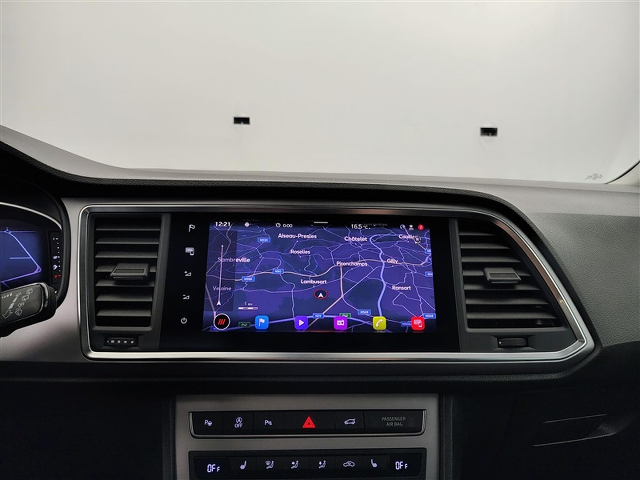 Seat Ateca 2.0 TDI 150cv "FR" NAVI / FULL LED / KEYLESS/ CAMERA / JA 19 (2023) - Foto 11