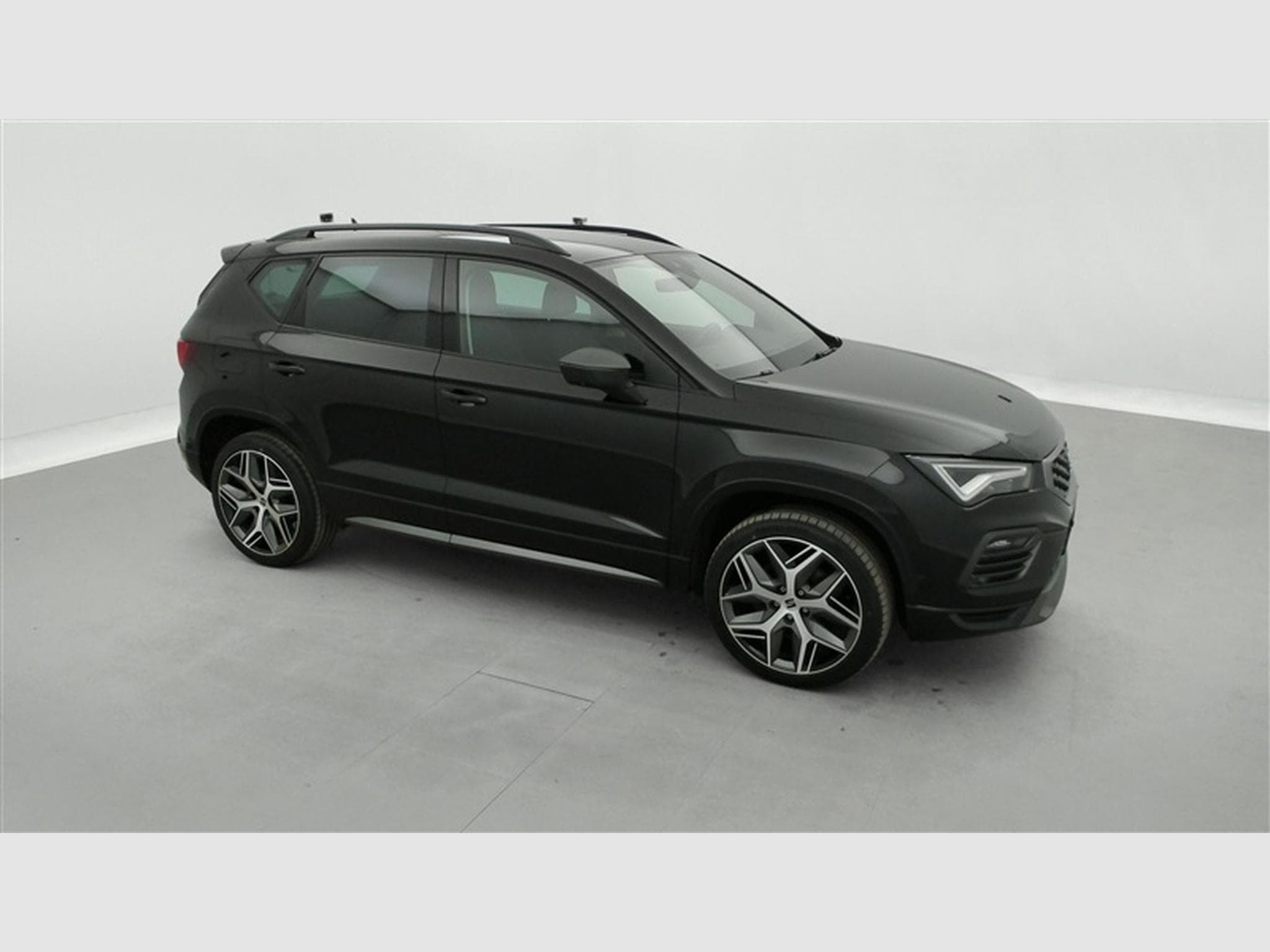 Seat Ateca 2.0 TDI 150cv "FR" NAVI / FULL LED / KEYLESS/ CAMERA / JA 19 (2023) - Foto 24
