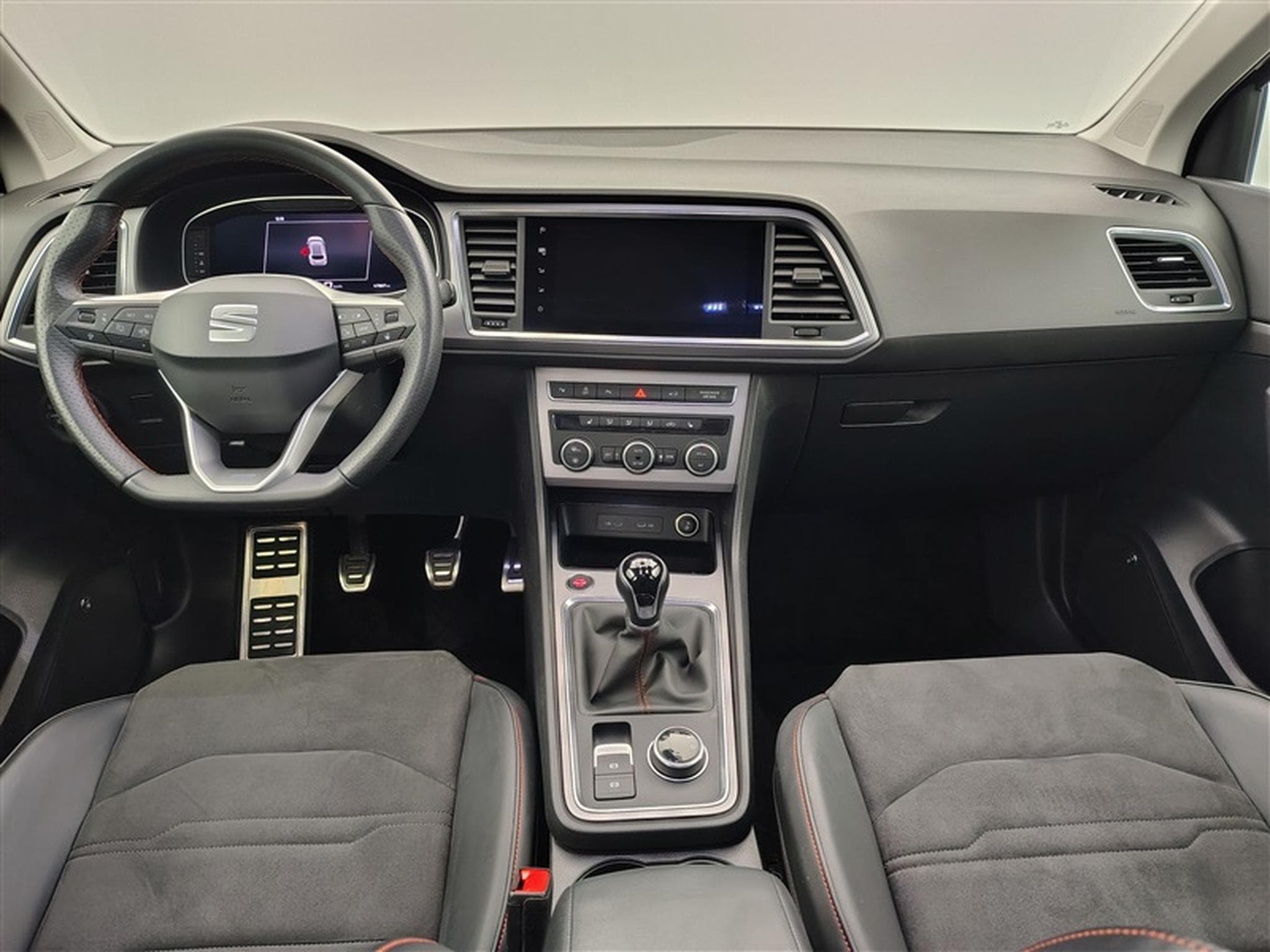 Seat Ateca 2.0 TDI 150cv "FR" NAVI / FULL LED / KEYLESS/ CAMERA / JA 19 (2023) - Foto 8