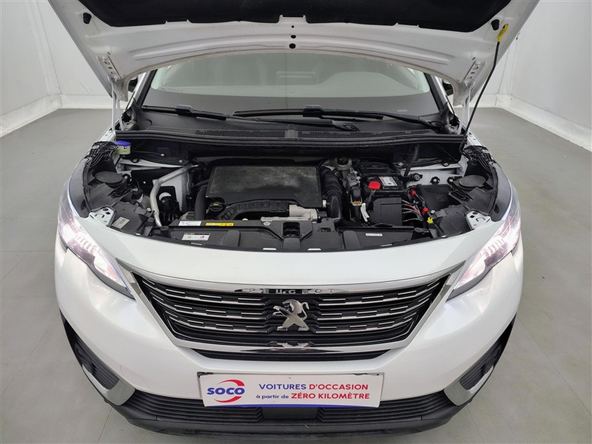 Peugeot 5008 1.2 PureTech 130cv Active 7pl. NAVI / PDC AV+AR / JA 17" (2019) - Foto 19