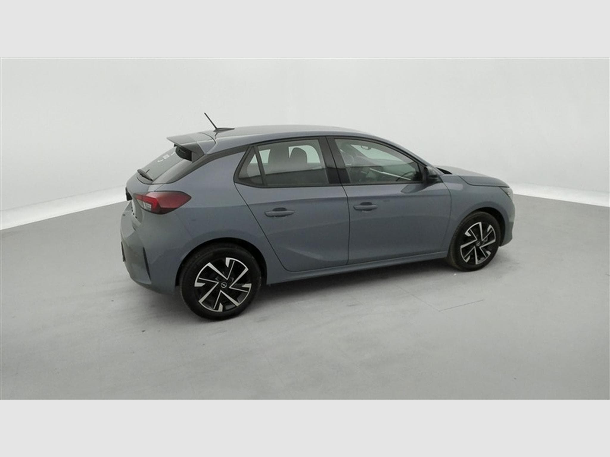 Opel Corsa 1.2 Turbo 100Cv GS CARPLAY / CAMERA / FULL LED / ALU (2025) - Foto 25